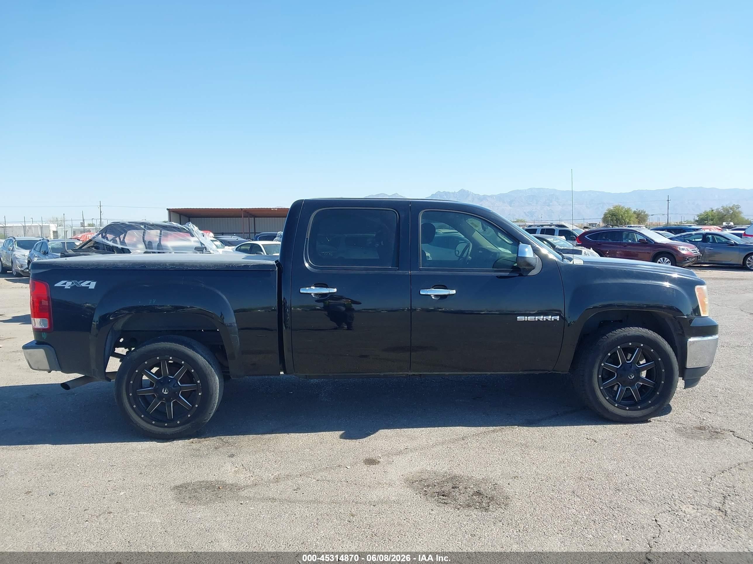 2011 Gmc Sierra 1500 Sle Black vin: 3GTP2VE30BG402334