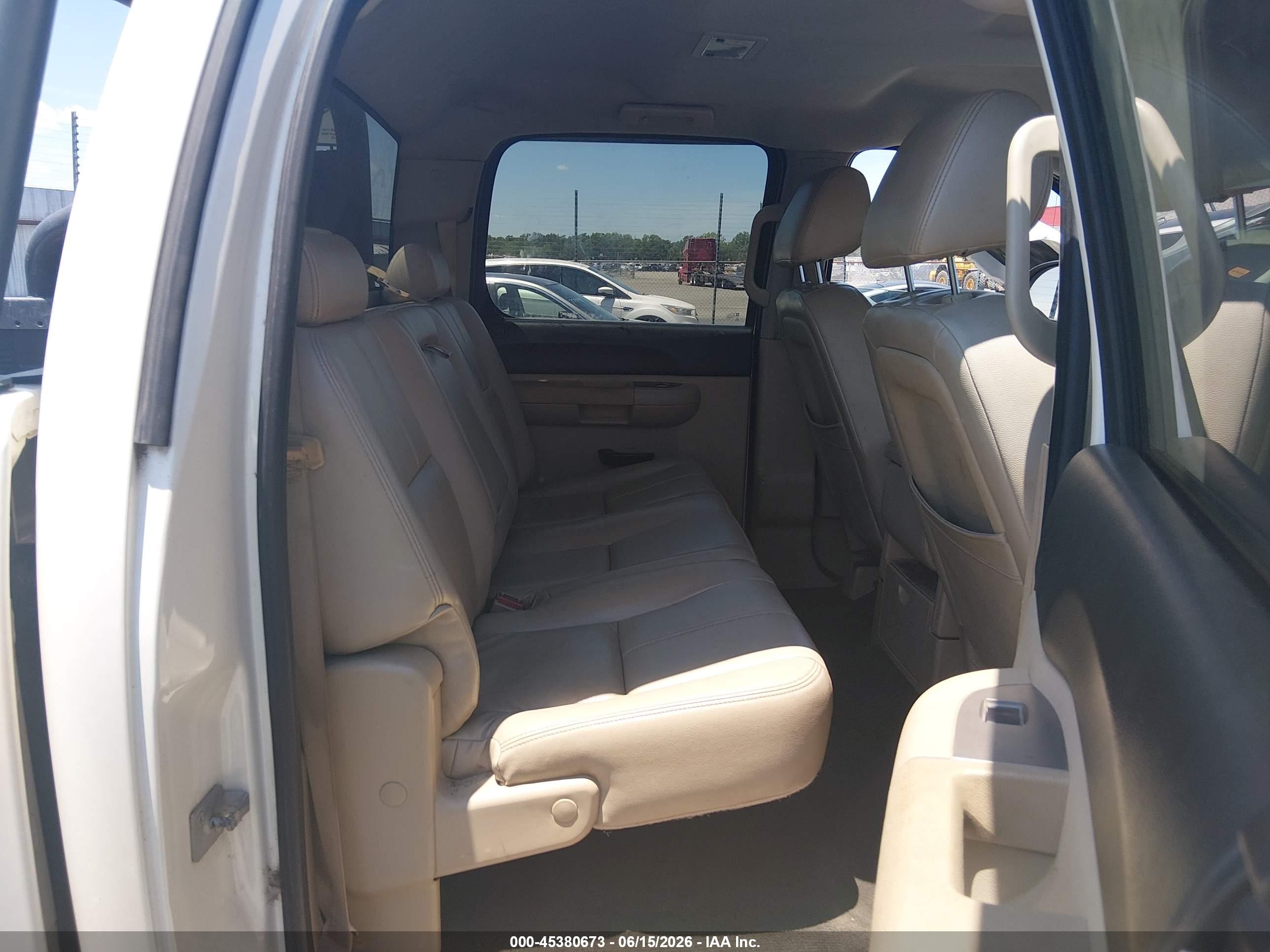 2011 Gmc Sierra 1500 Sle White vin: 3GTP2VE32BG385410