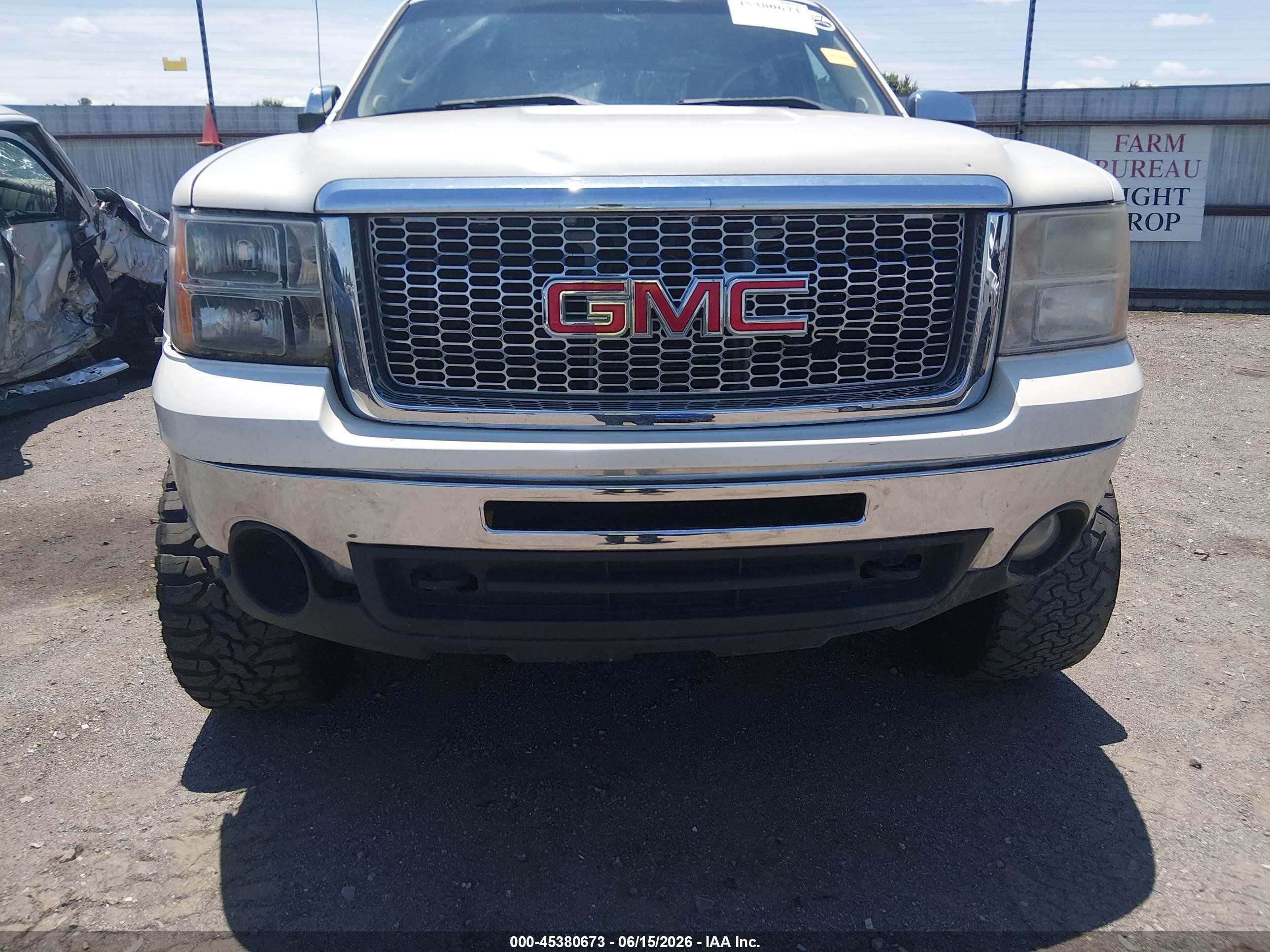 2011 Gmc Sierra 1500 Sle White vin: 3GTP2VE32BG385410