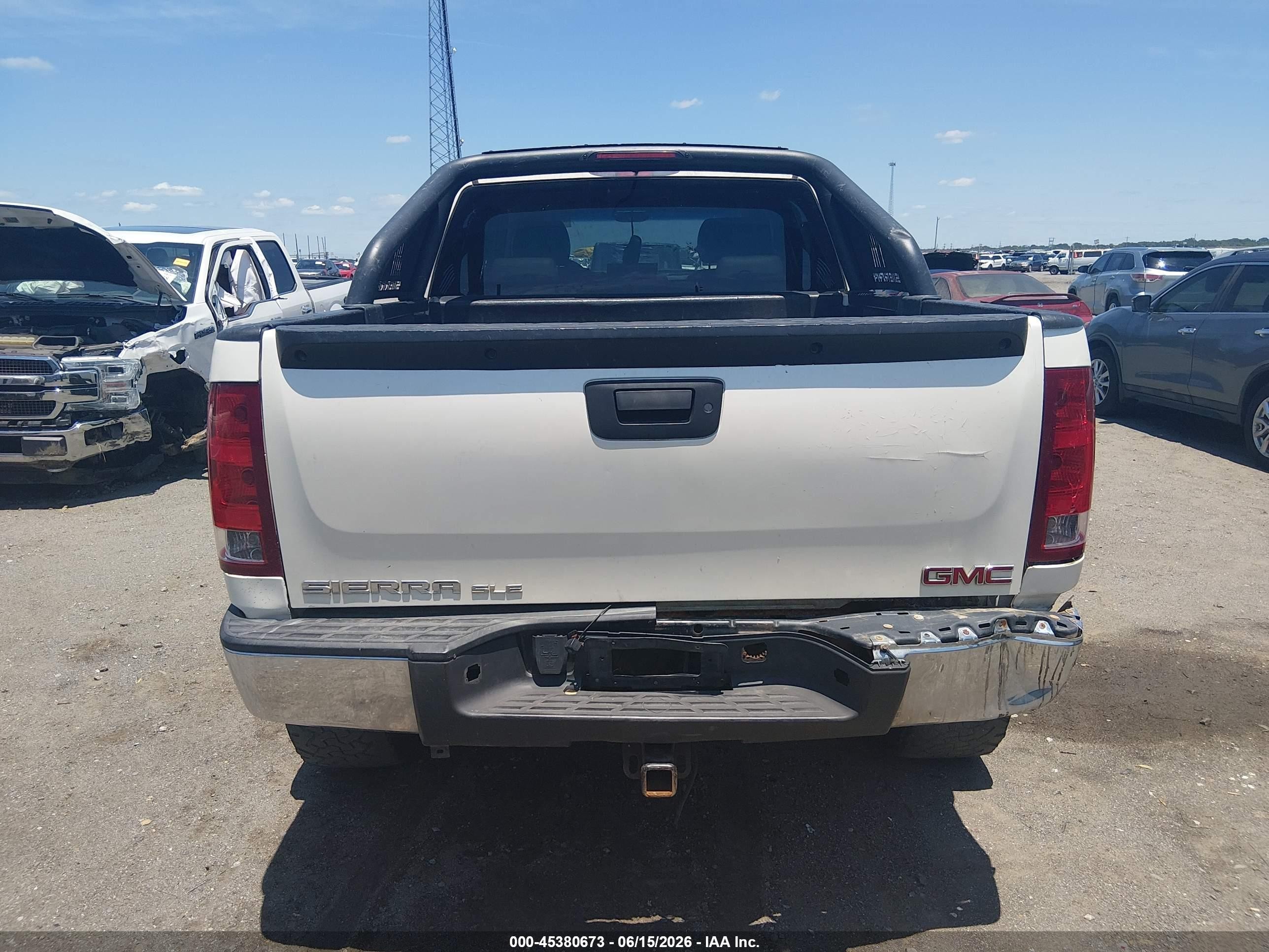 2011 Gmc Sierra 1500 Sle White vin: 3GTP2VE32BG385410