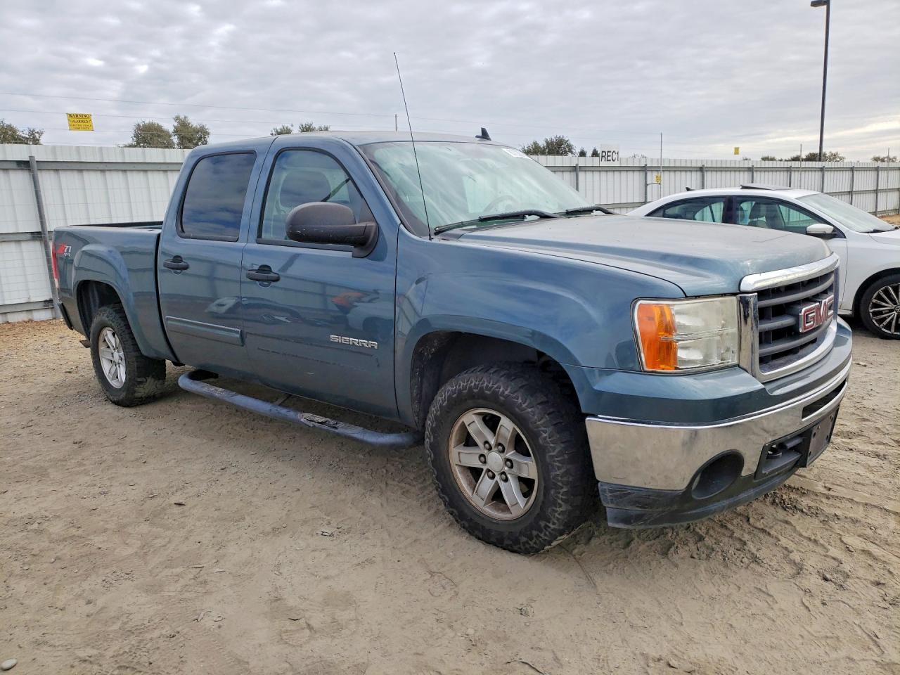 2011 Gmc Sierra K1500 Sle Blue vin: 3GTP2VE34BG380175