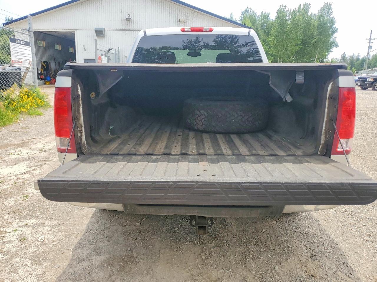 2011 Gmc Sierra K1500 Sle Gray vin: 3GTP2VE36BG363314