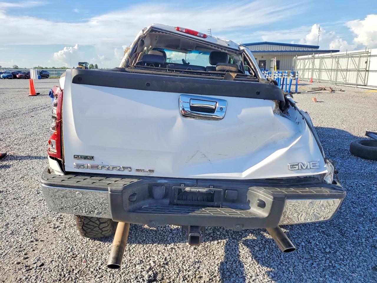 2011 Gmc Sierra K1500 Sle White vin: 3GTP2VE37BG129201