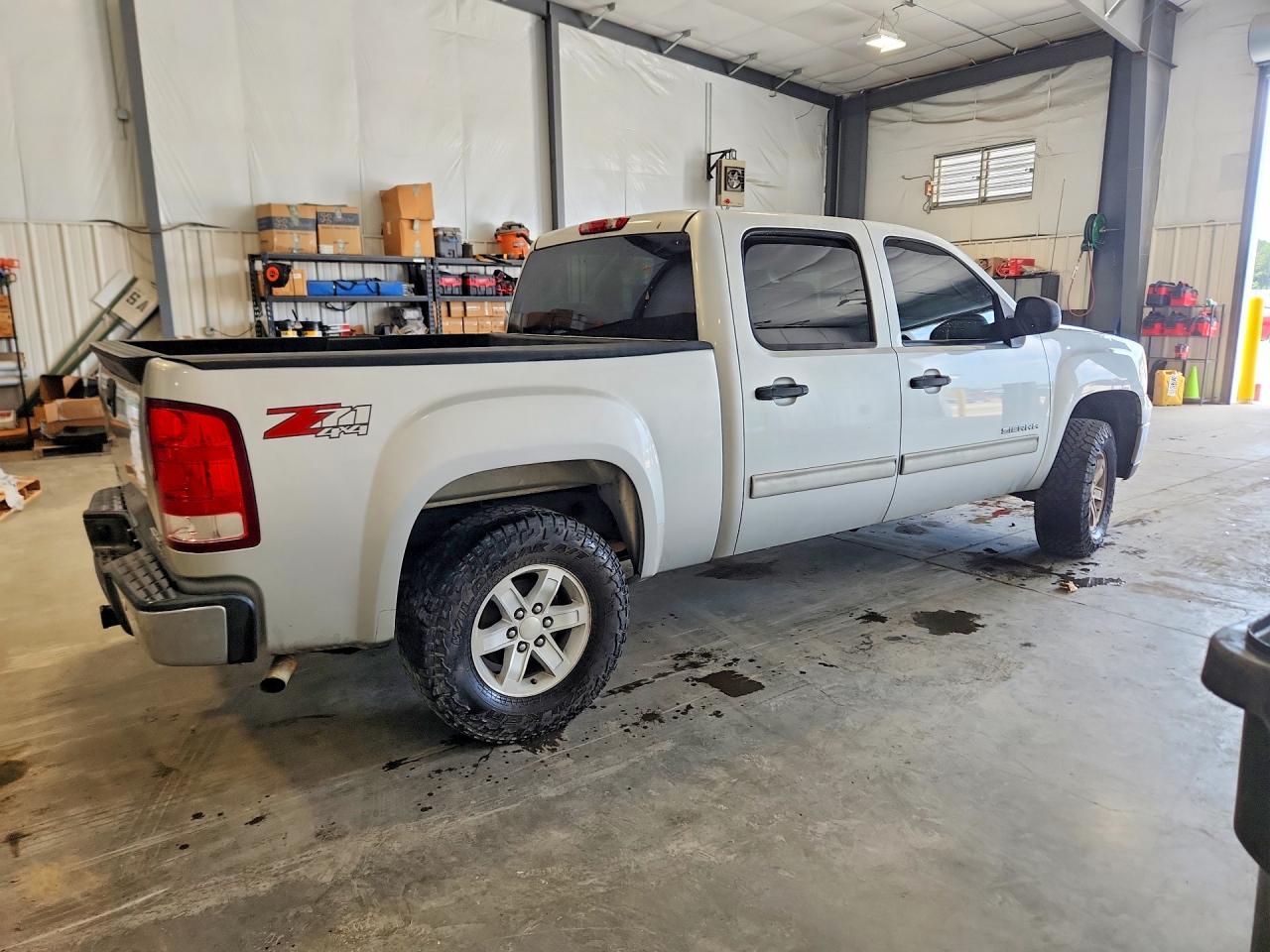 2011 Gmc Sierra K1500 Sle Silver vin: 3GTP2VE37BG269698