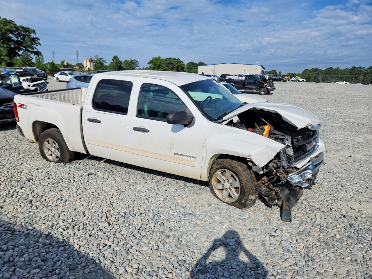 2011 Gmc Sierra K1500 Sle White vin: 3GTP2VE38BG199659