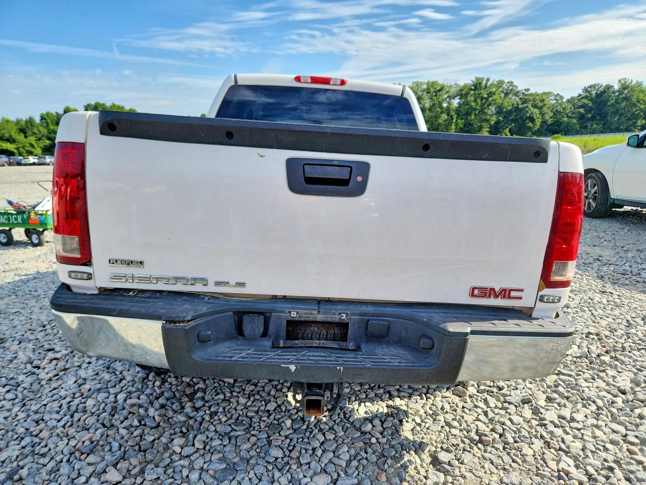 2011 Gmc Sierra K1500 Sle White vin: 3GTP2VE38BG199659