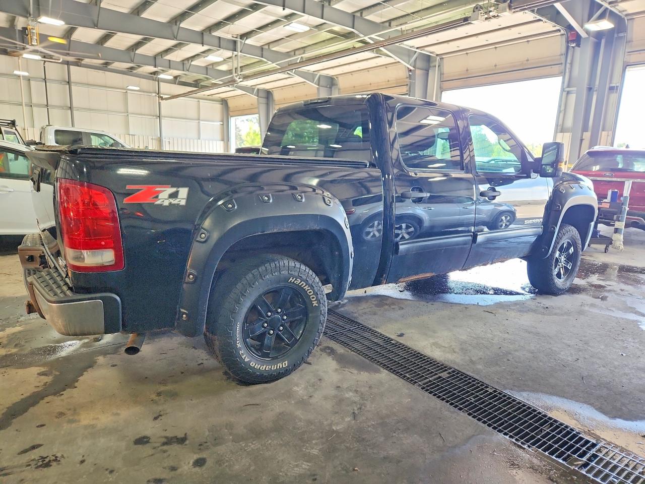 2011 Gmc Sierra K1500 Sle Black vin: 3GTP2VE38BG264087