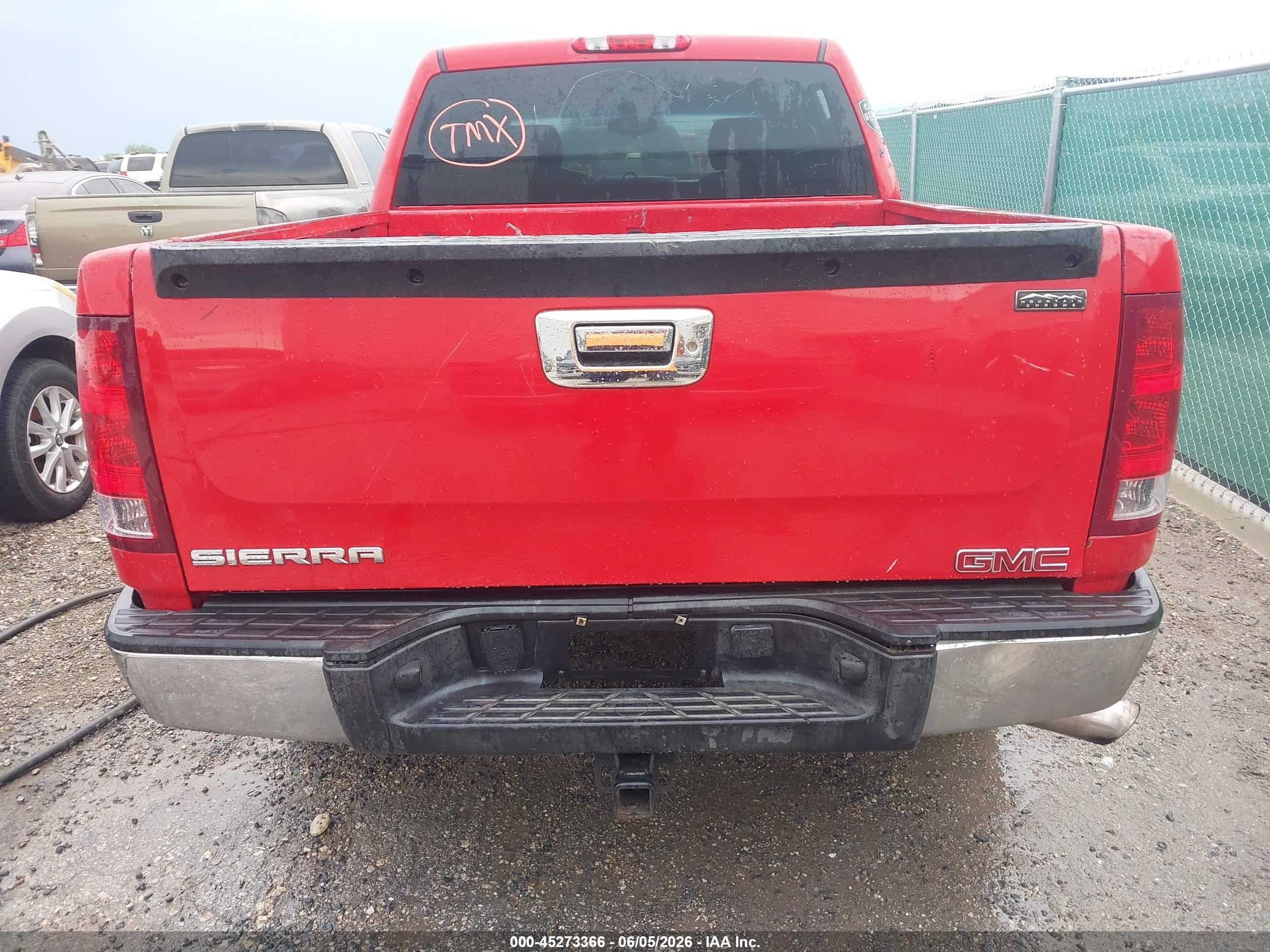 2011 Gmc Sierra 1500 Sle Red vin: 3GTP2VE39BG353571
