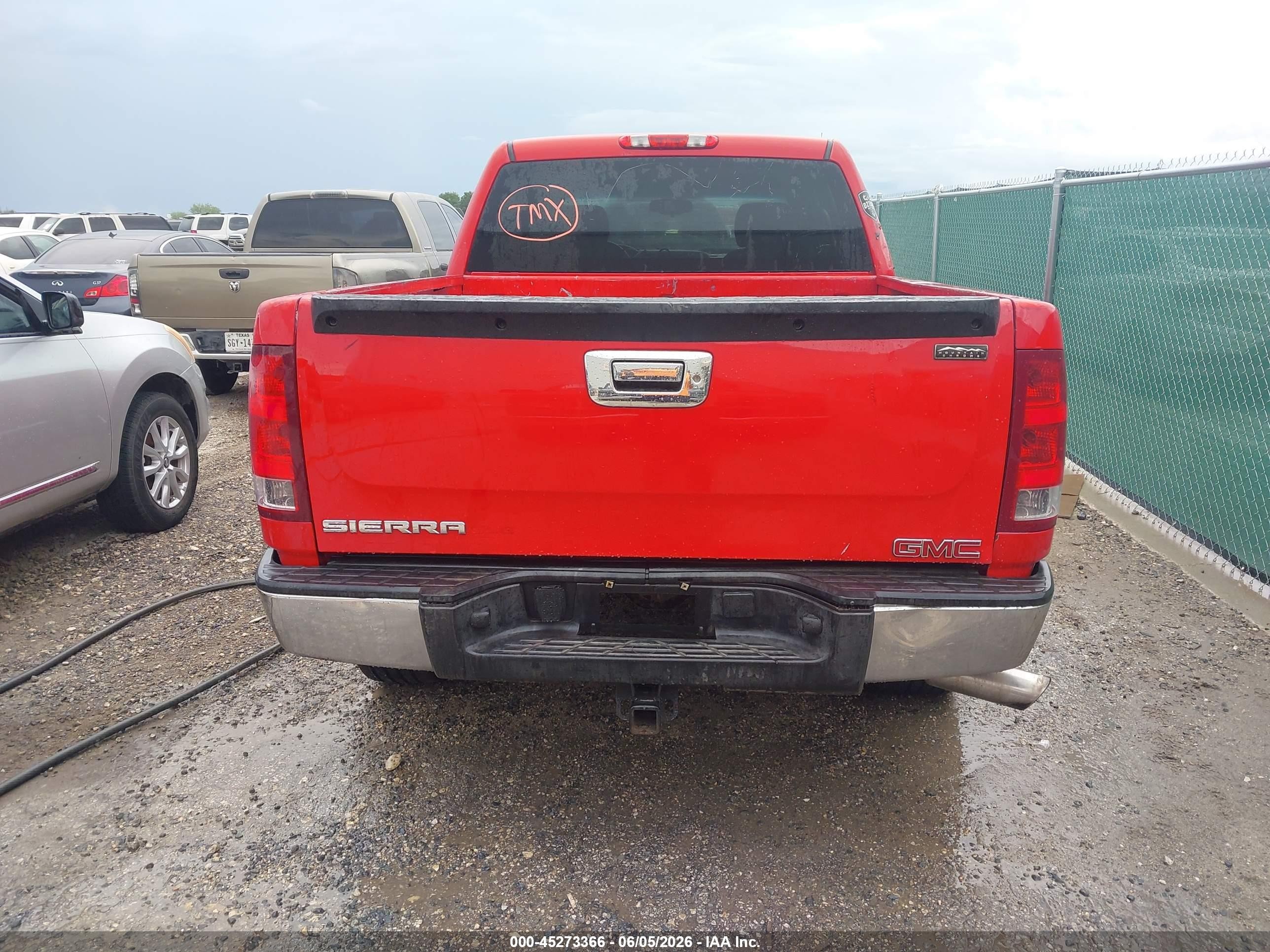 2011 Gmc Sierra 1500 Sle Red vin: 3GTP2VE39BG353571