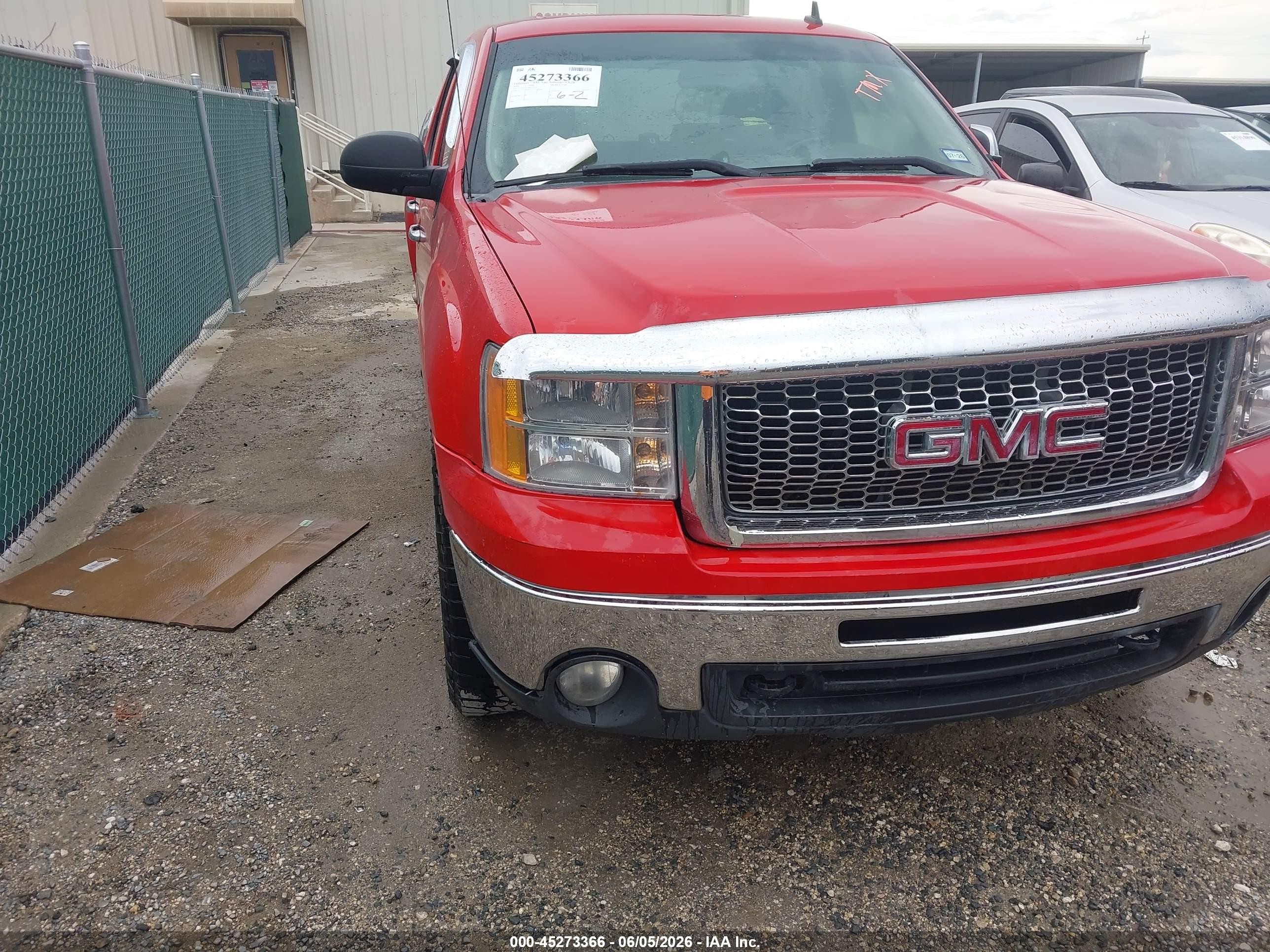 2011 Gmc Sierra 1500 Sle Red vin: 3GTP2VE39BG353571