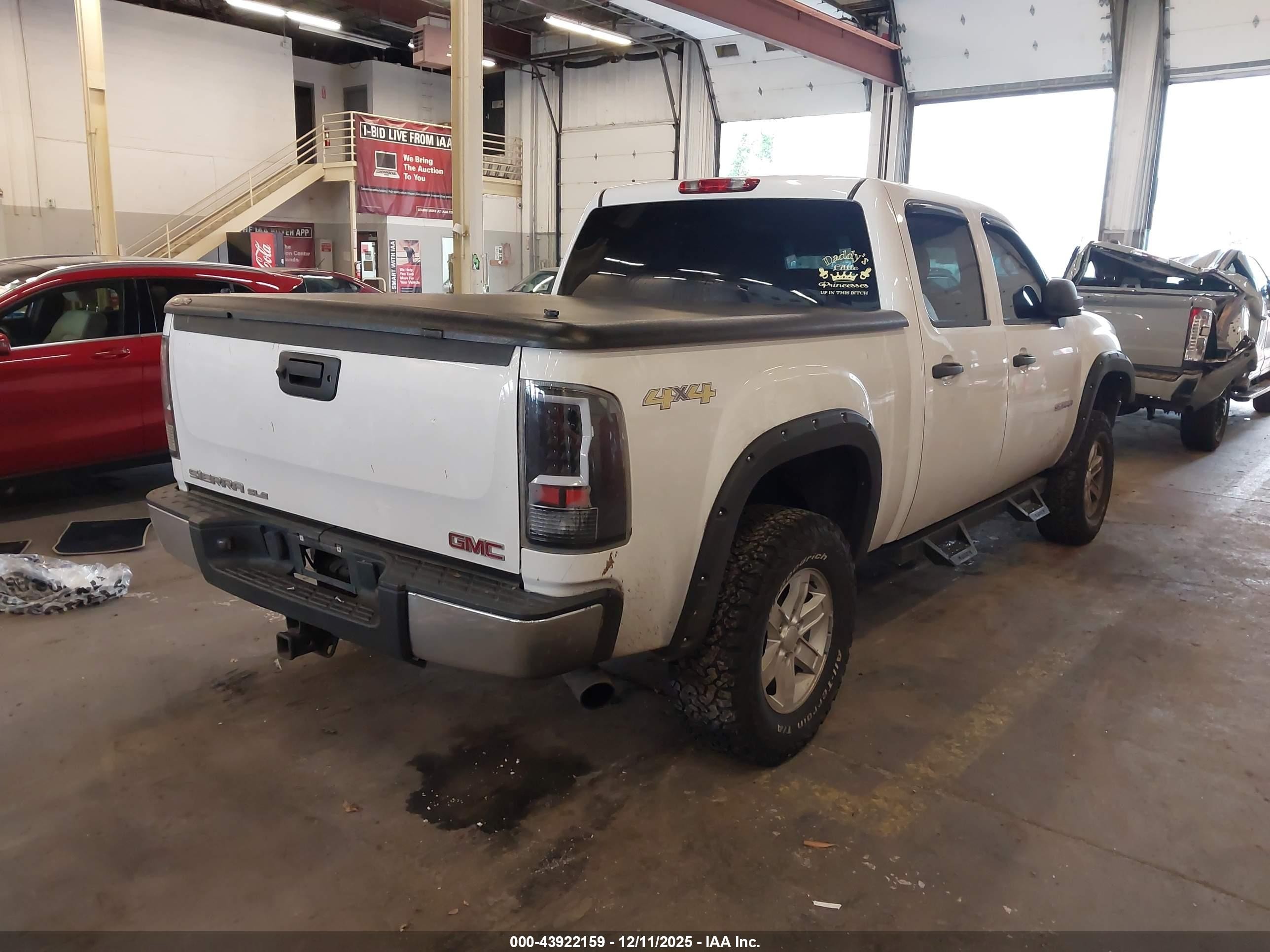 2011 Gmc Sierra 1500 Sle White vin: 3GTP2VE3XBG192406