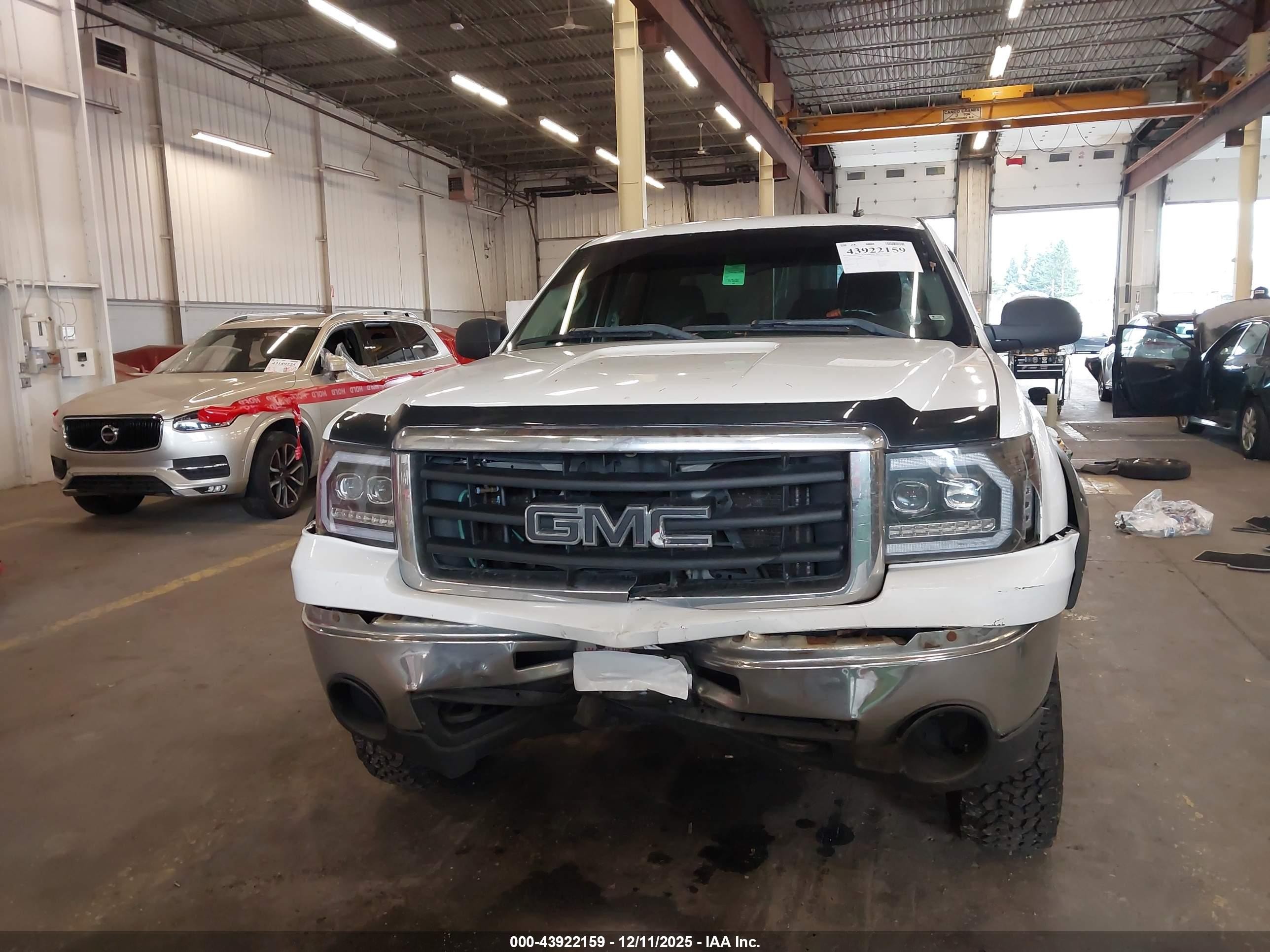 2011 Gmc Sierra 1500 Sle White vin: 3GTP2VE3XBG192406
