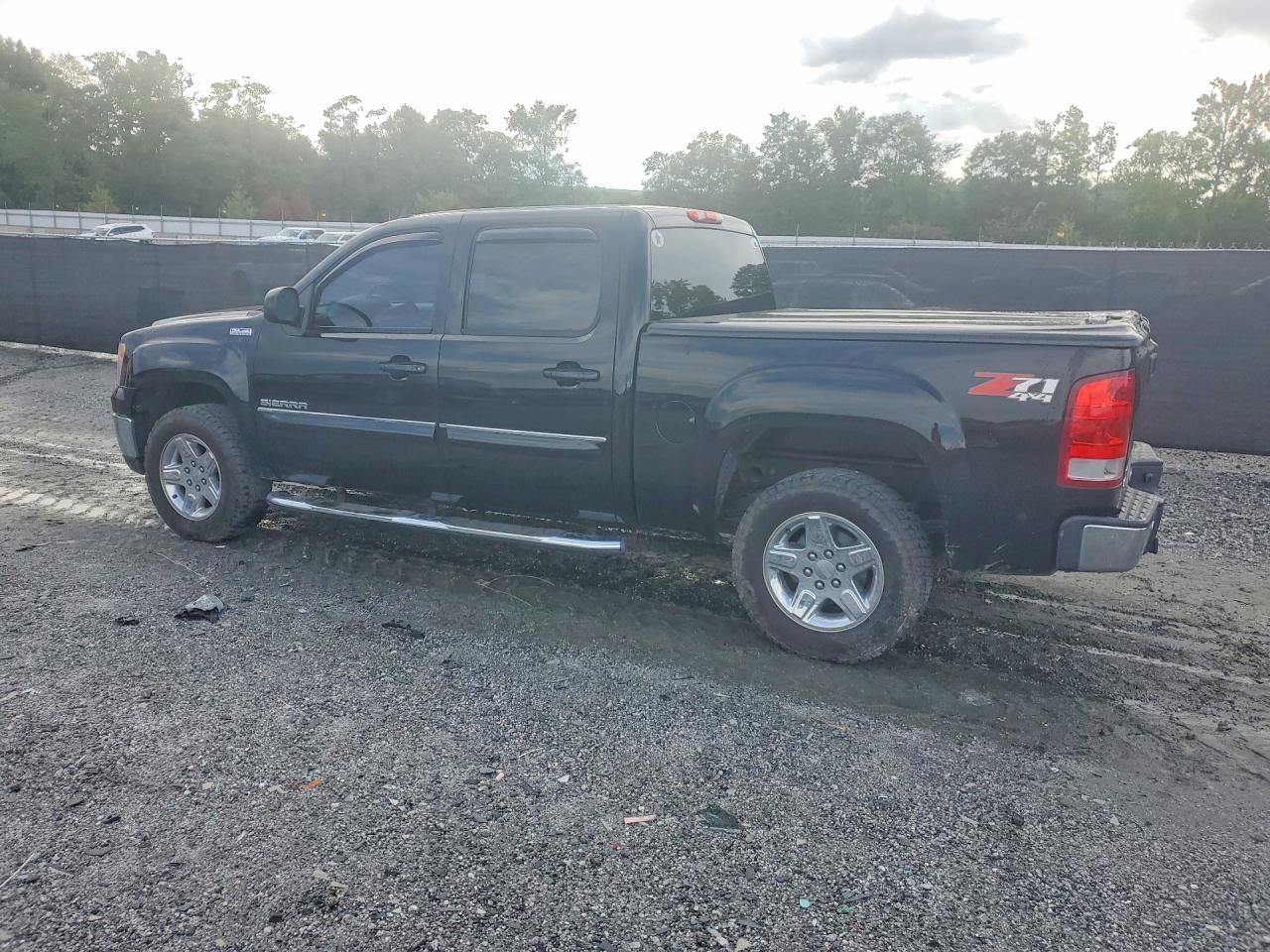 2011 Gmc Sierra K1500 Sle Black vin: 3GTP2VE3XBG324774