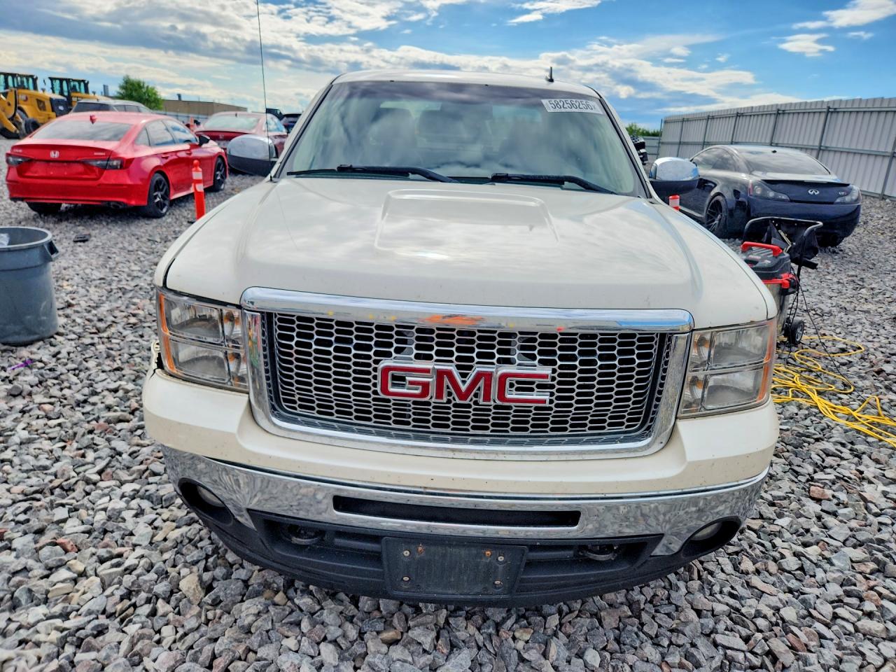 2011 Gmc Sierra K1500 Sle White vin: 3GTP2VE3XBG325388