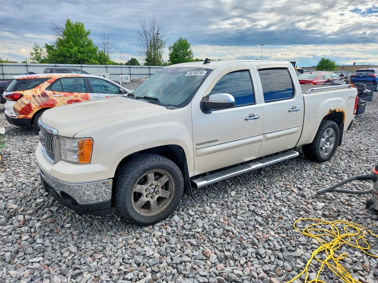 2011 Gmc Sierra K1500 Sle White vin: 3GTP2VE3XBG325388