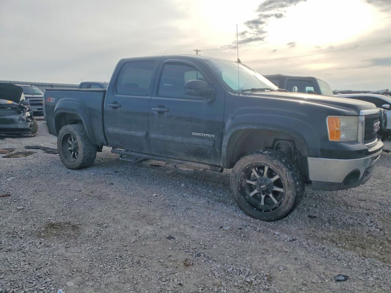 2013 Gmc Sierra K1500 Sle Черный vin: 3GTP2VE70DG133189