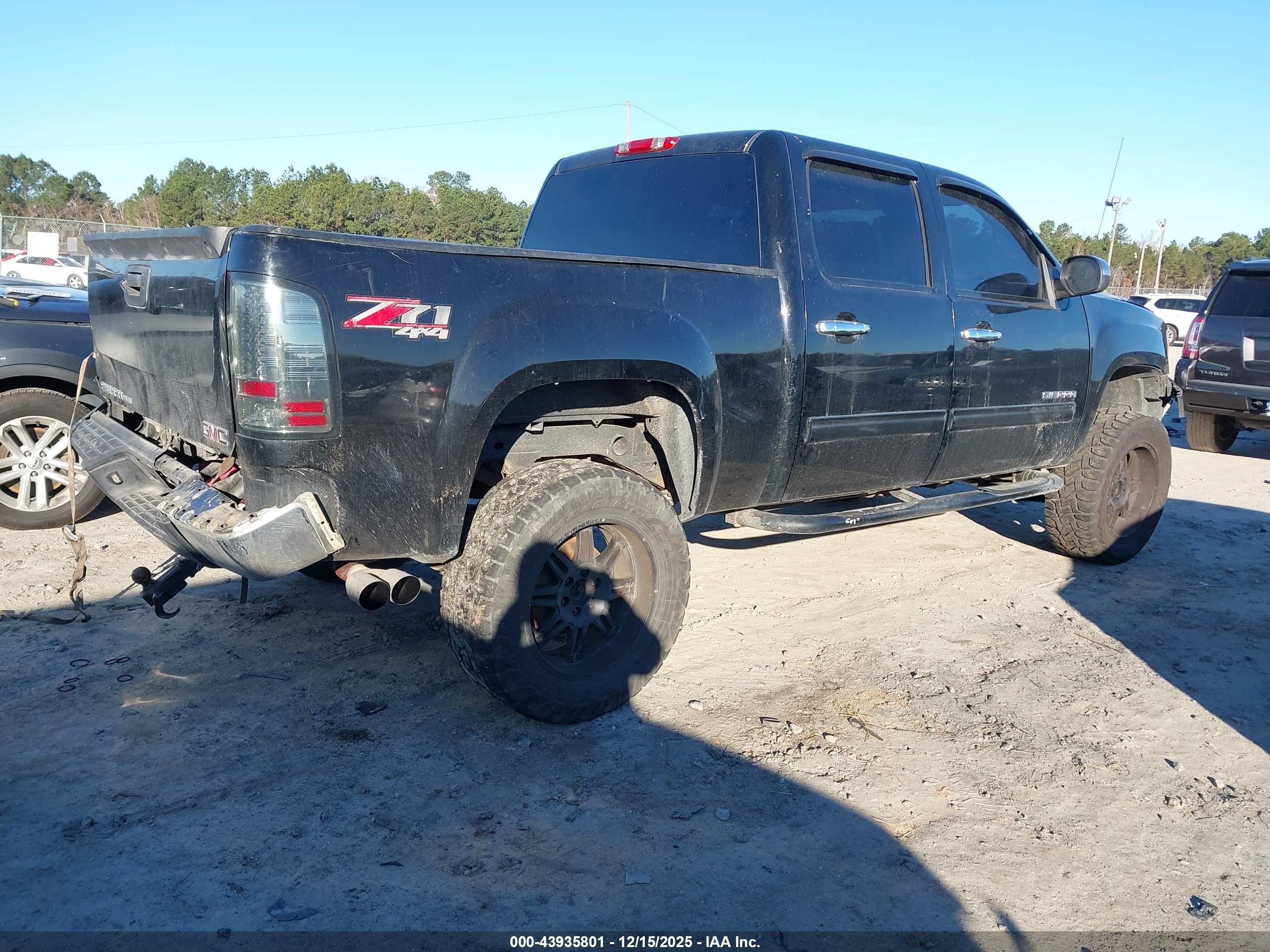 2013 Gmc Sierra 1500 Sle Black vin: 3GTP2VE70DG234023