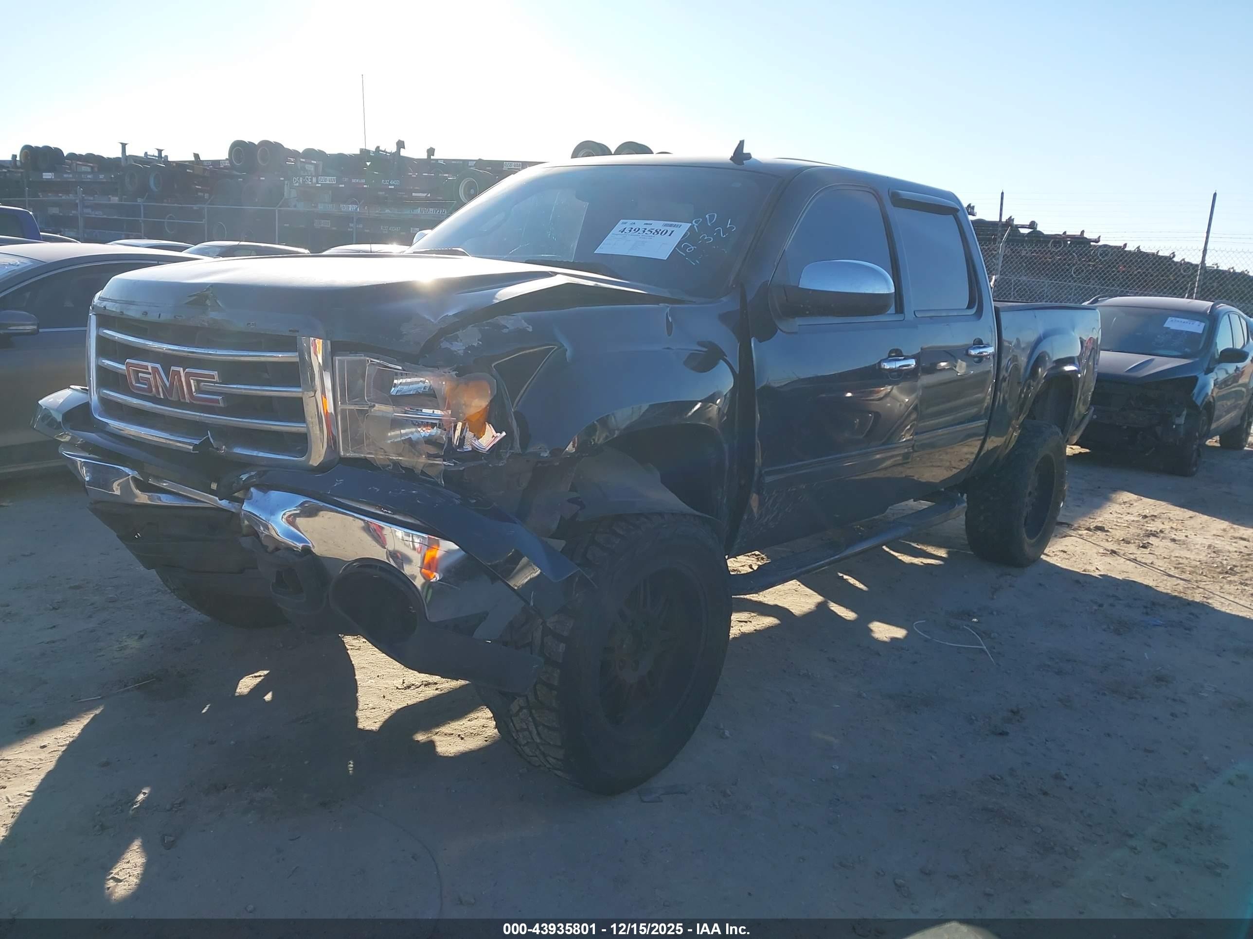 2013 Gmc Sierra 1500 Sle Black vin: 3GTP2VE70DG234023
