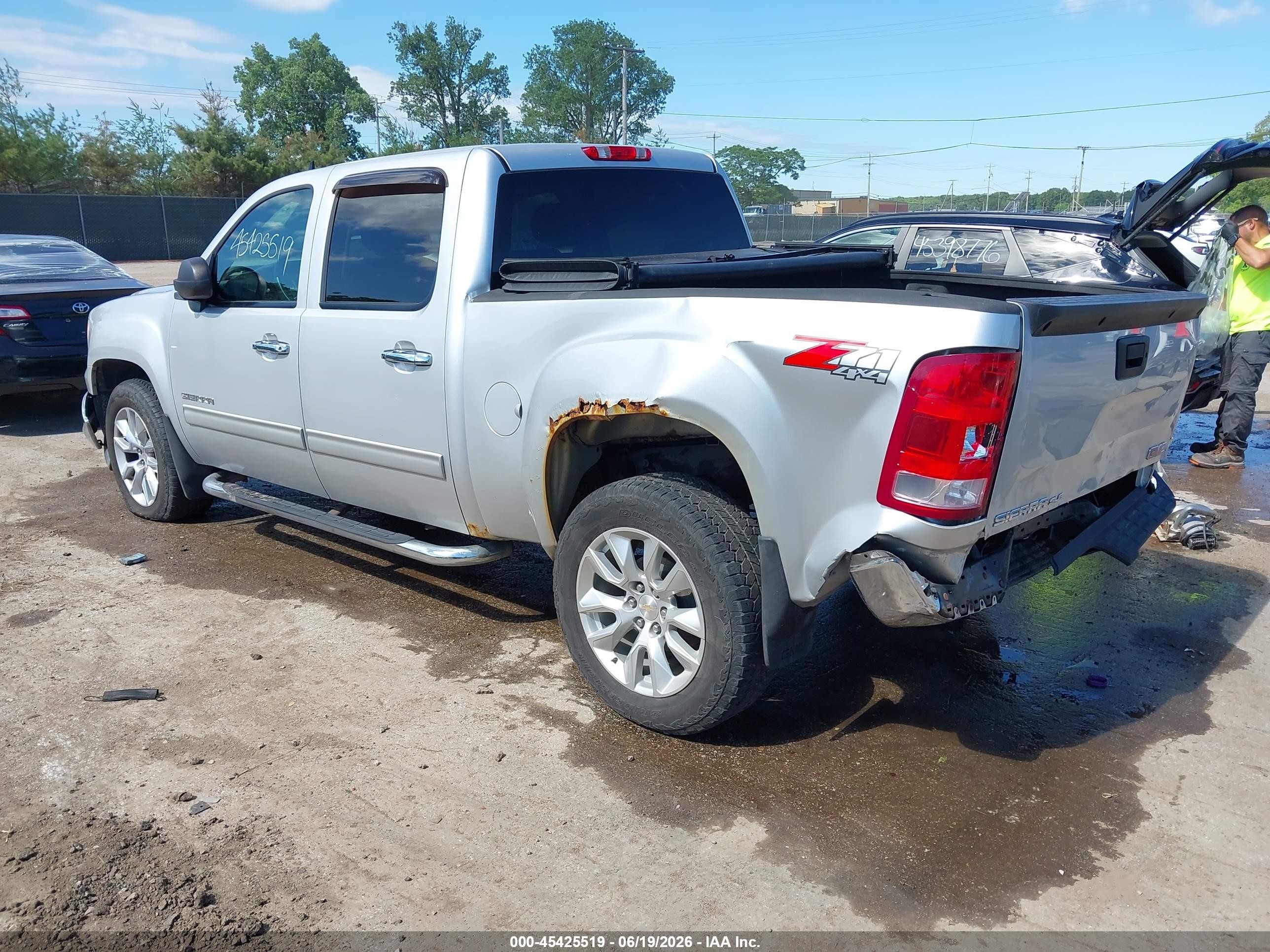 2012 Gmc Sierra 1500 Sle Silver vin: 3GTP2VE72CG286588