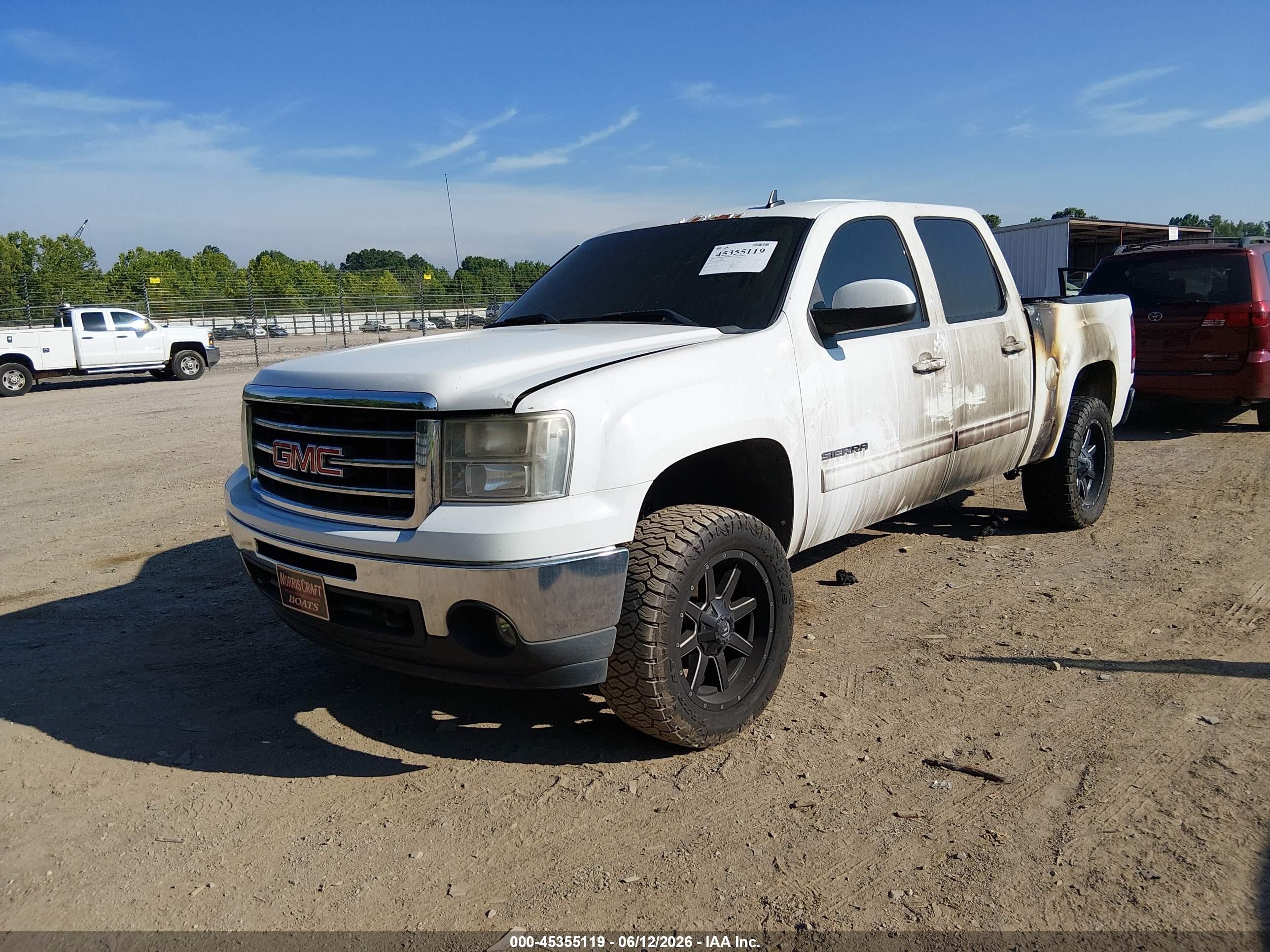 2013 Gmc Sierra 1500 Sle White vin: 3GTP2VE72DG288598