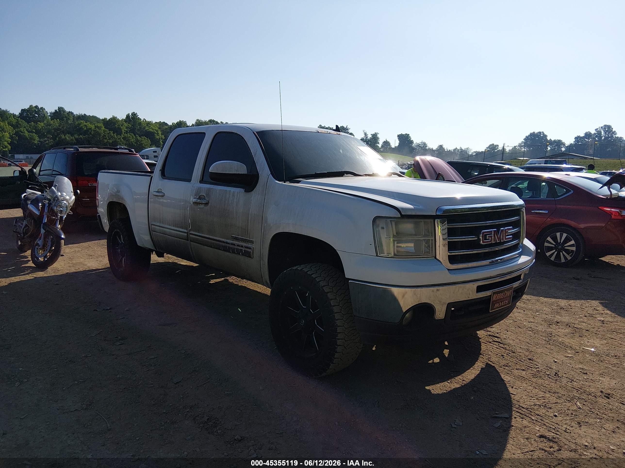 2013 Gmc Sierra 1500 Sle White vin: 3GTP2VE72DG288598