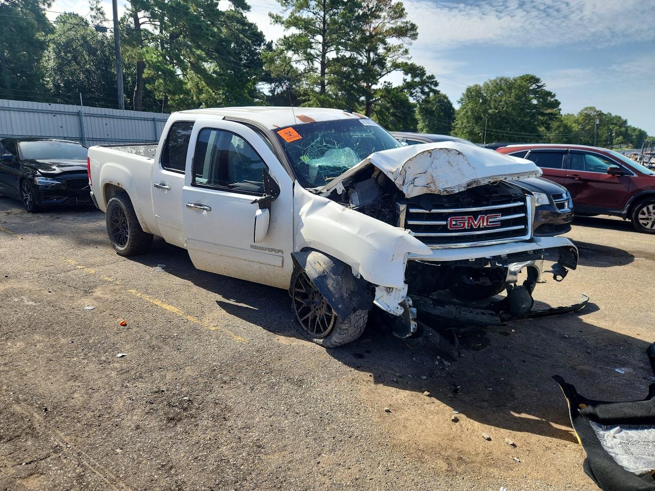 2013 Gmc Sierra K1500 Sle White vin: 3GTP2VE73DG180779