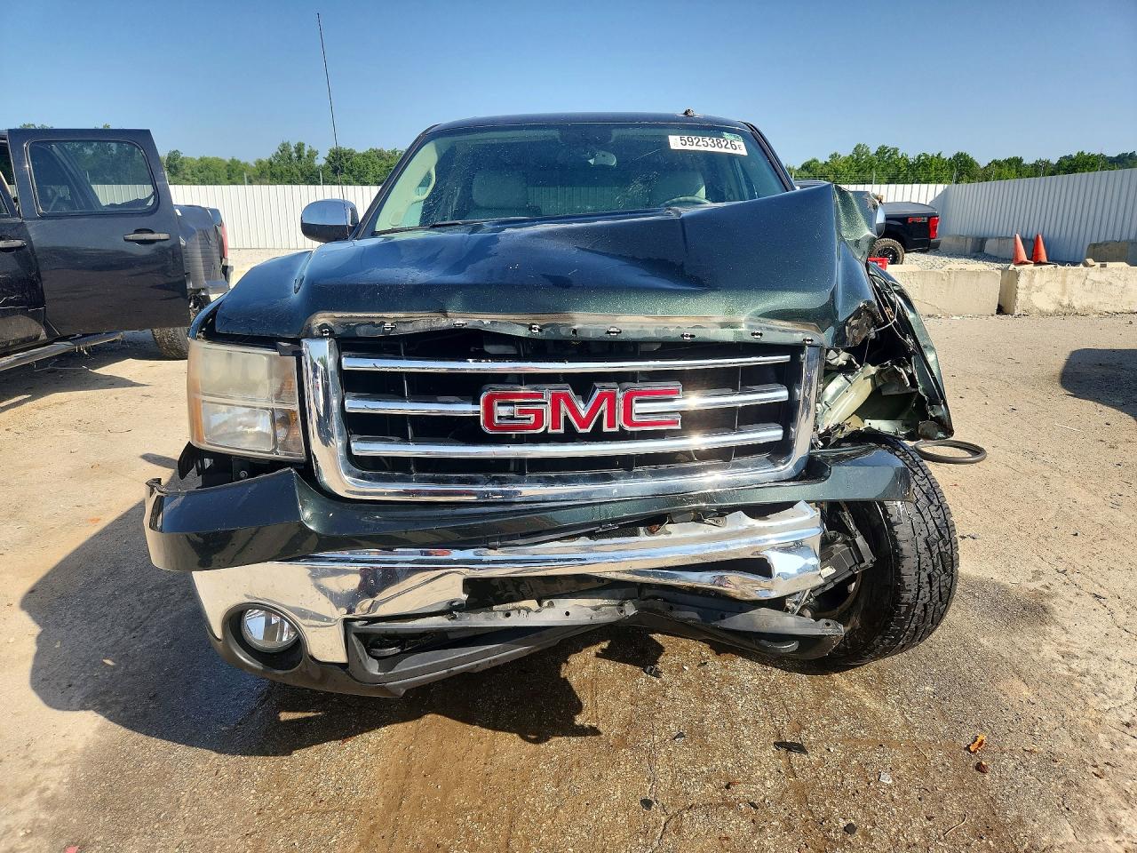 2013 Gmc Sierra K1500 Sle Green vin: 3GTP2VE73DG190597