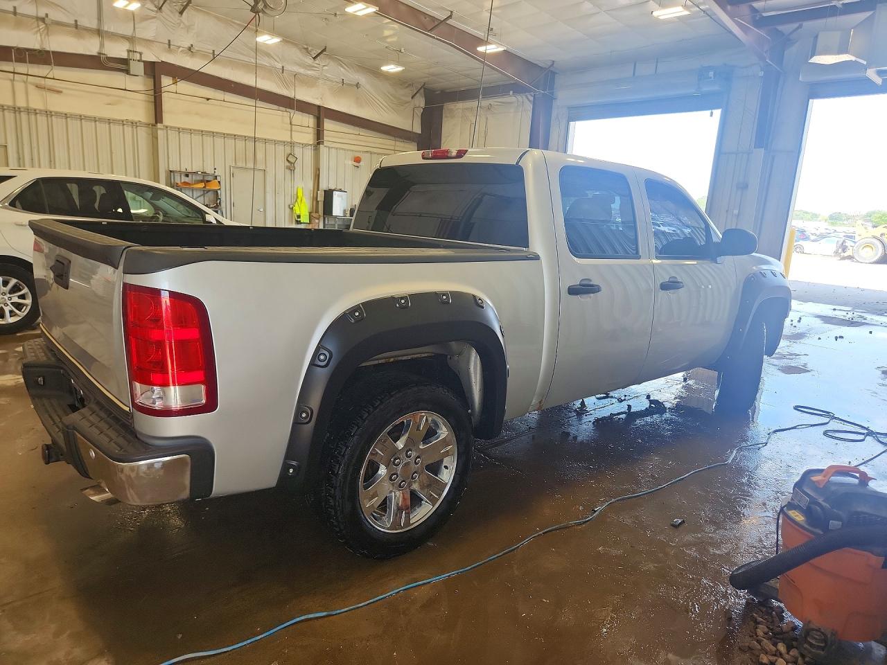 2013 Gmc Sierra K1500 Sle Silver vin: 3GTP2VE74DG153638