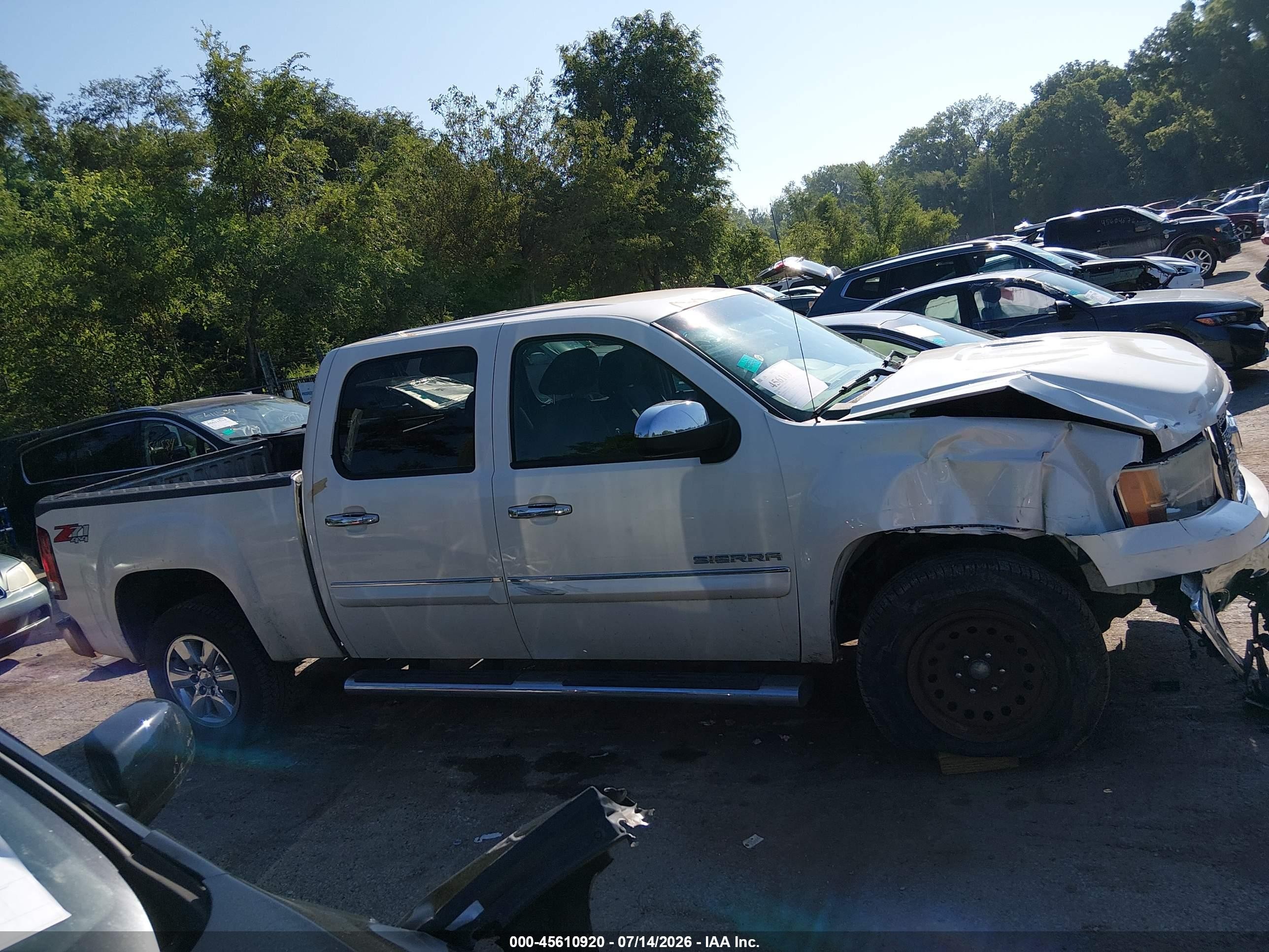 2013 Gmc Sierra 1500 Sle White vin: 3GTP2VE74DG311945