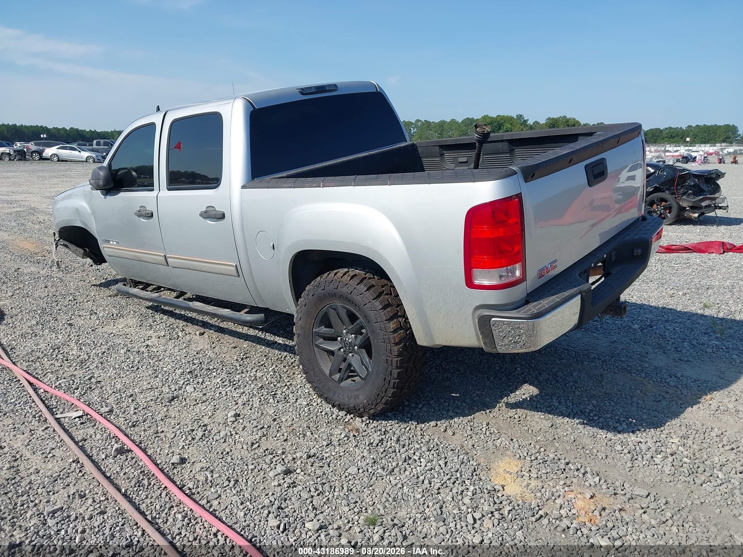 2013 Gmc Sierra 1500 Sle Silver vin: 3GTP2VE74DG323268