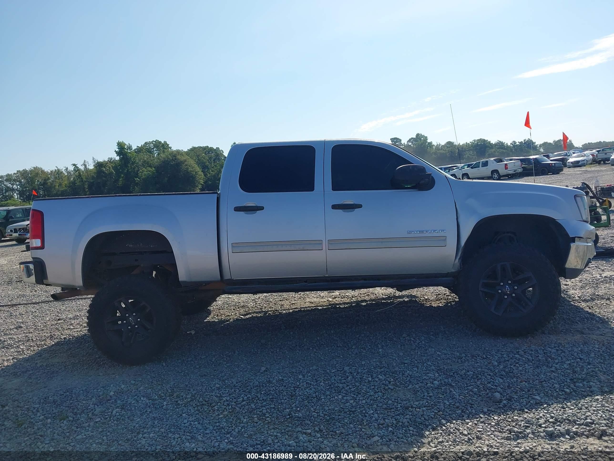 2013 Gmc Sierra 1500 Sle Silver vin: 3GTP2VE74DG323268