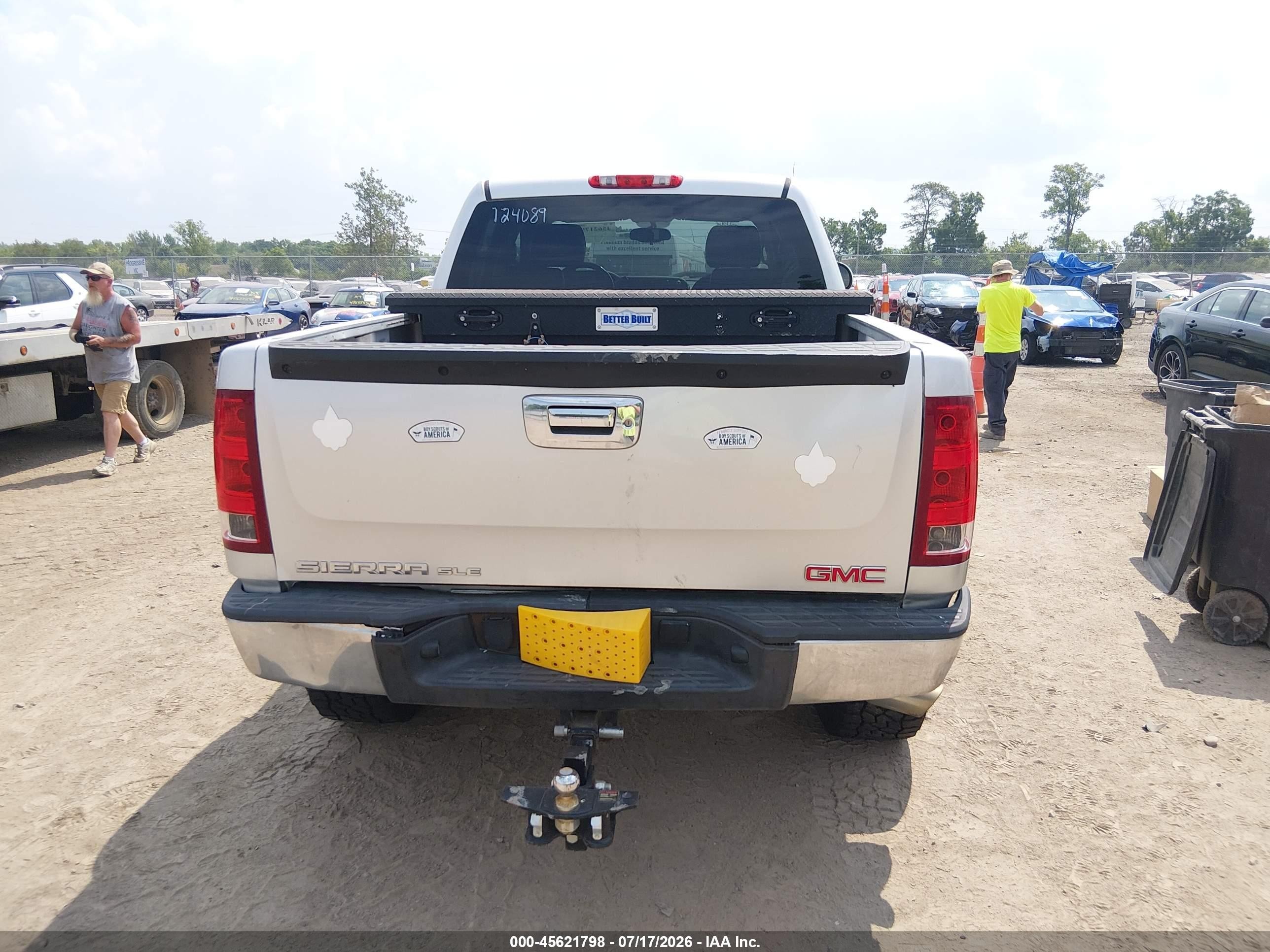2013 Gmc Sierra 1500 Sle Silver vin: 3GTP2VE76DG124089