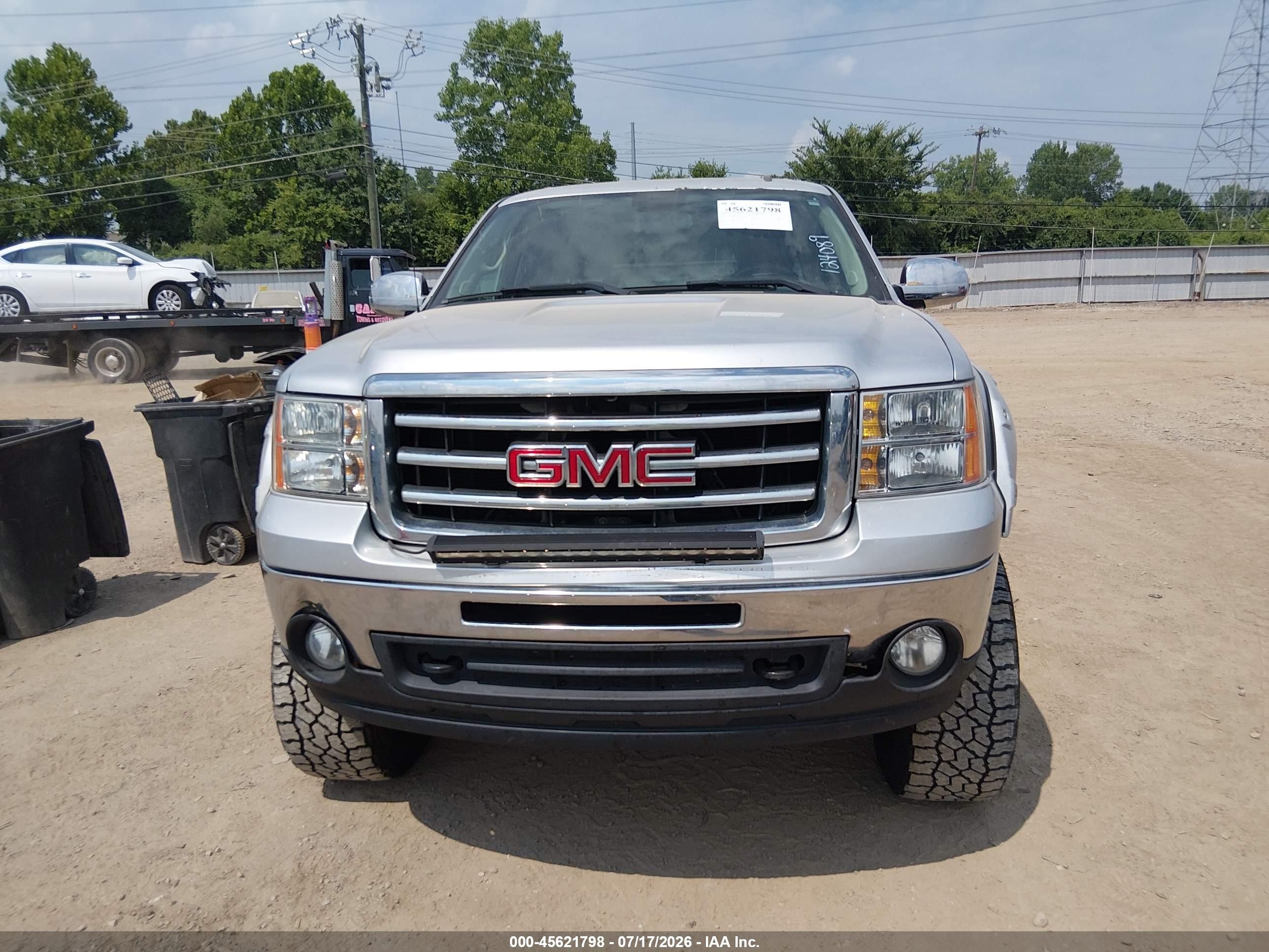2013 Gmc Sierra 1500 Sle Silver vin: 3GTP2VE76DG124089