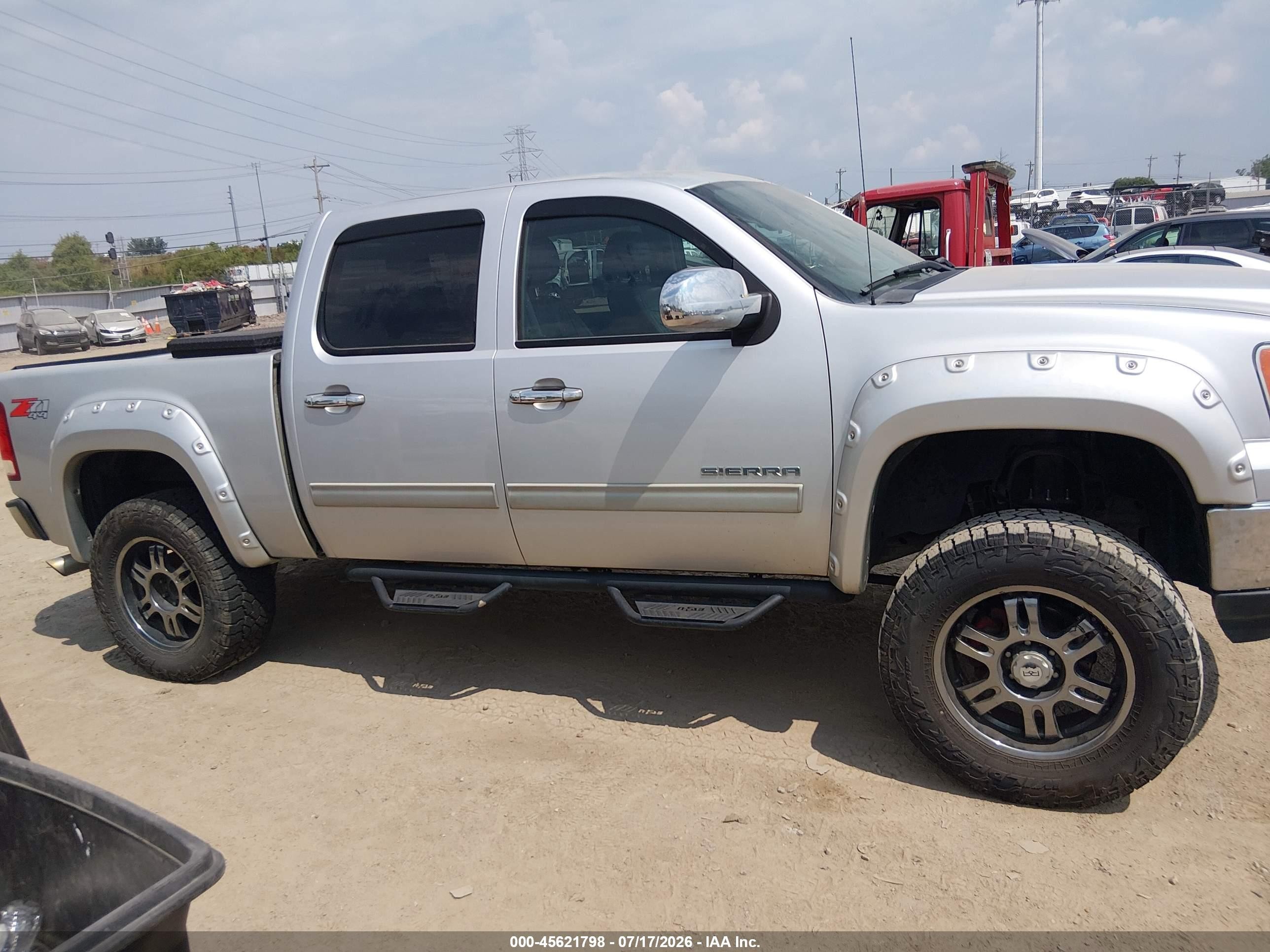 2013 Gmc Sierra 1500 Sle Silver vin: 3GTP2VE76DG124089