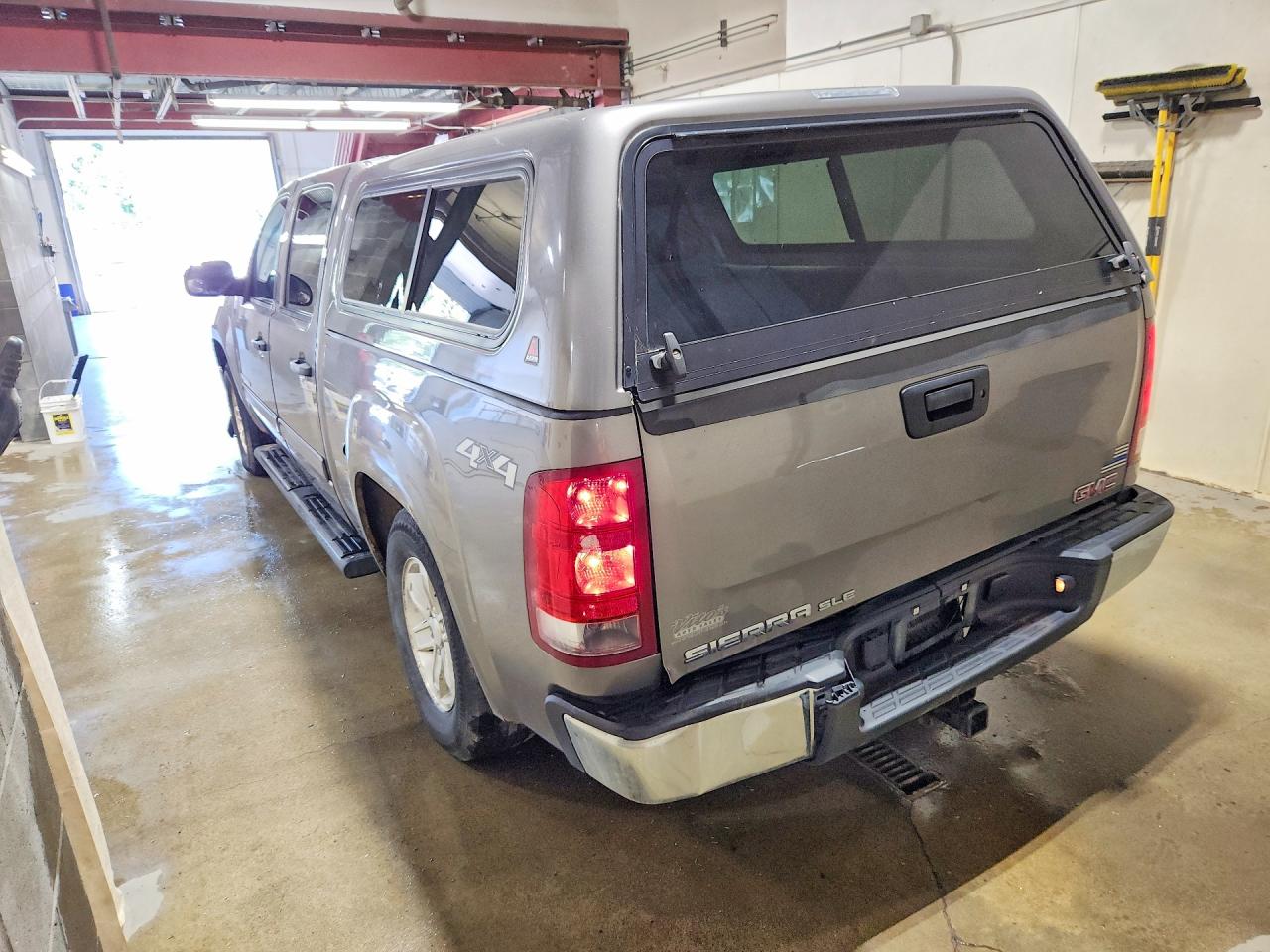 2013 Gmc Sierra K1500 Sle Silver vin: 3GTP2VE76DG175933