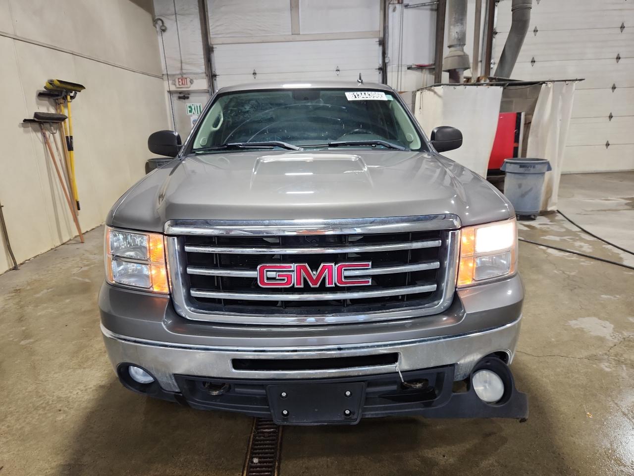 2013 Gmc Sierra K1500 Sle Silver vin: 3GTP2VE76DG175933 Damage: Front Bumper Cover Lower, Broken, Replacement Required