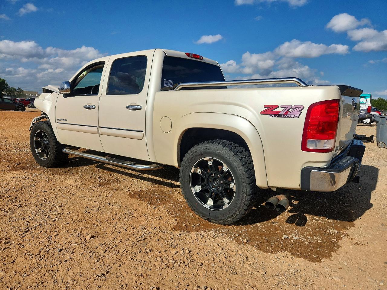 2012 Gmc Sierra K1500 Sle White vin: 3GTP2VE78CG211328