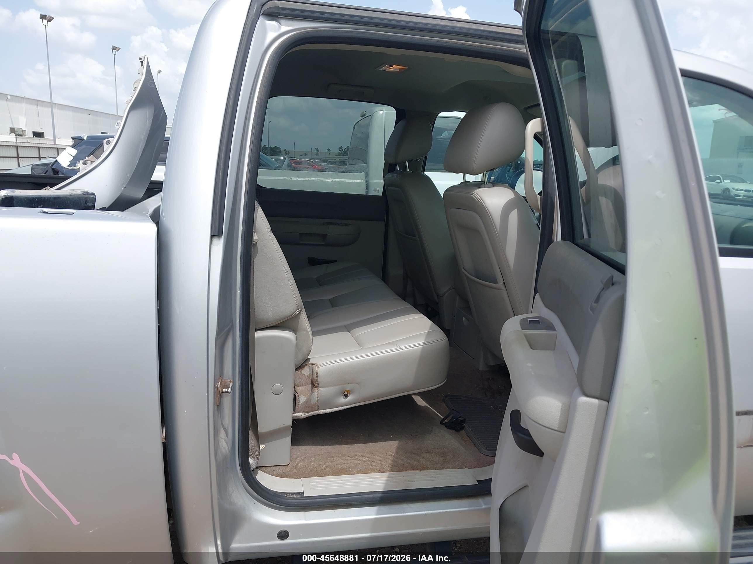 2013 Gmc Sierra 1500 Sle Silver vin: 3GTP2VE78DG100988