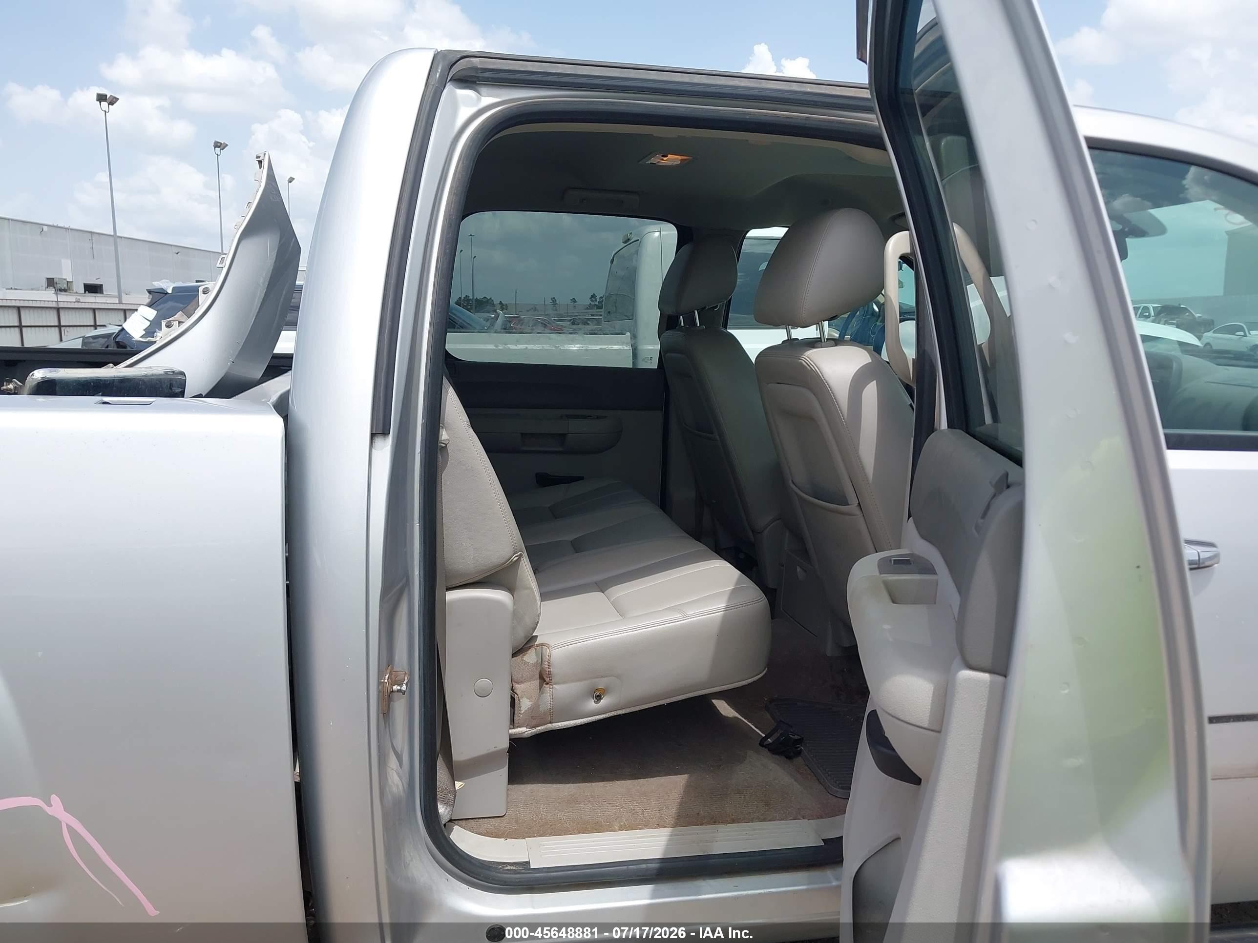 2013 Gmc Sierra 1500 Sle Silver vin: 3GTP2VE78DG100988
