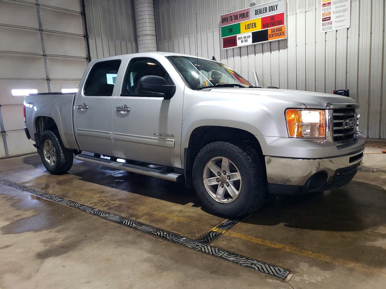 2013 Gmc Sierra K1500 Sle Silver vin: 3GTP2VE78DG147504