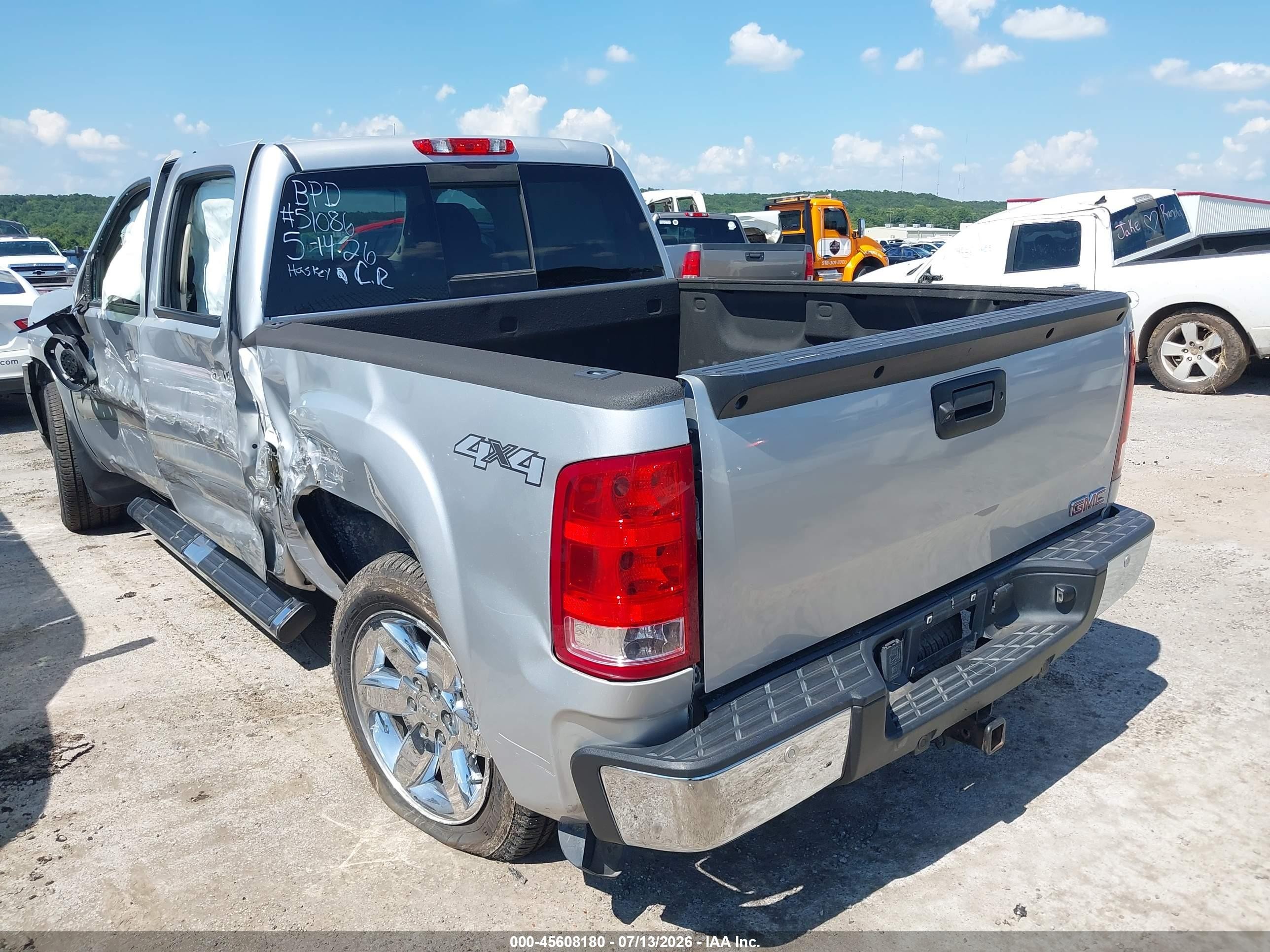 2013 Gmc Sierra 1500 Sle White vin: 3GTP2VE78DG214845