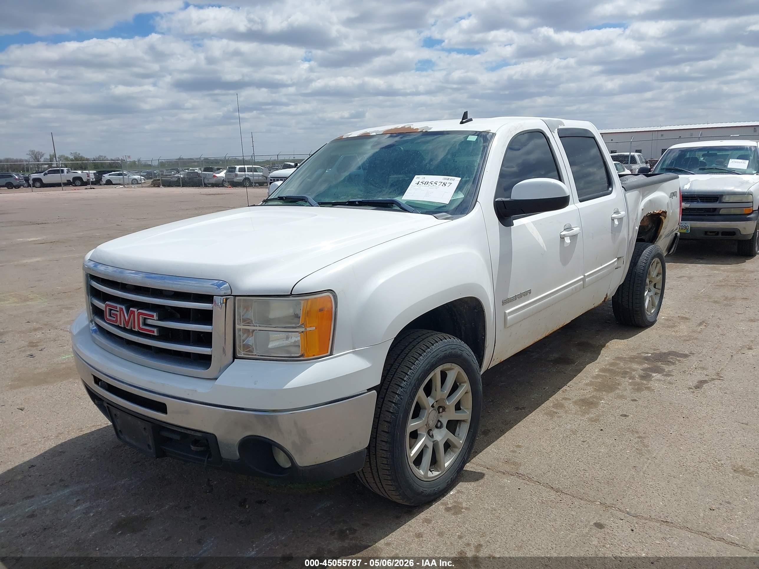 2013 Gmc Sierra 1500 Sle White vin: 3GTP2VE78DG299945
