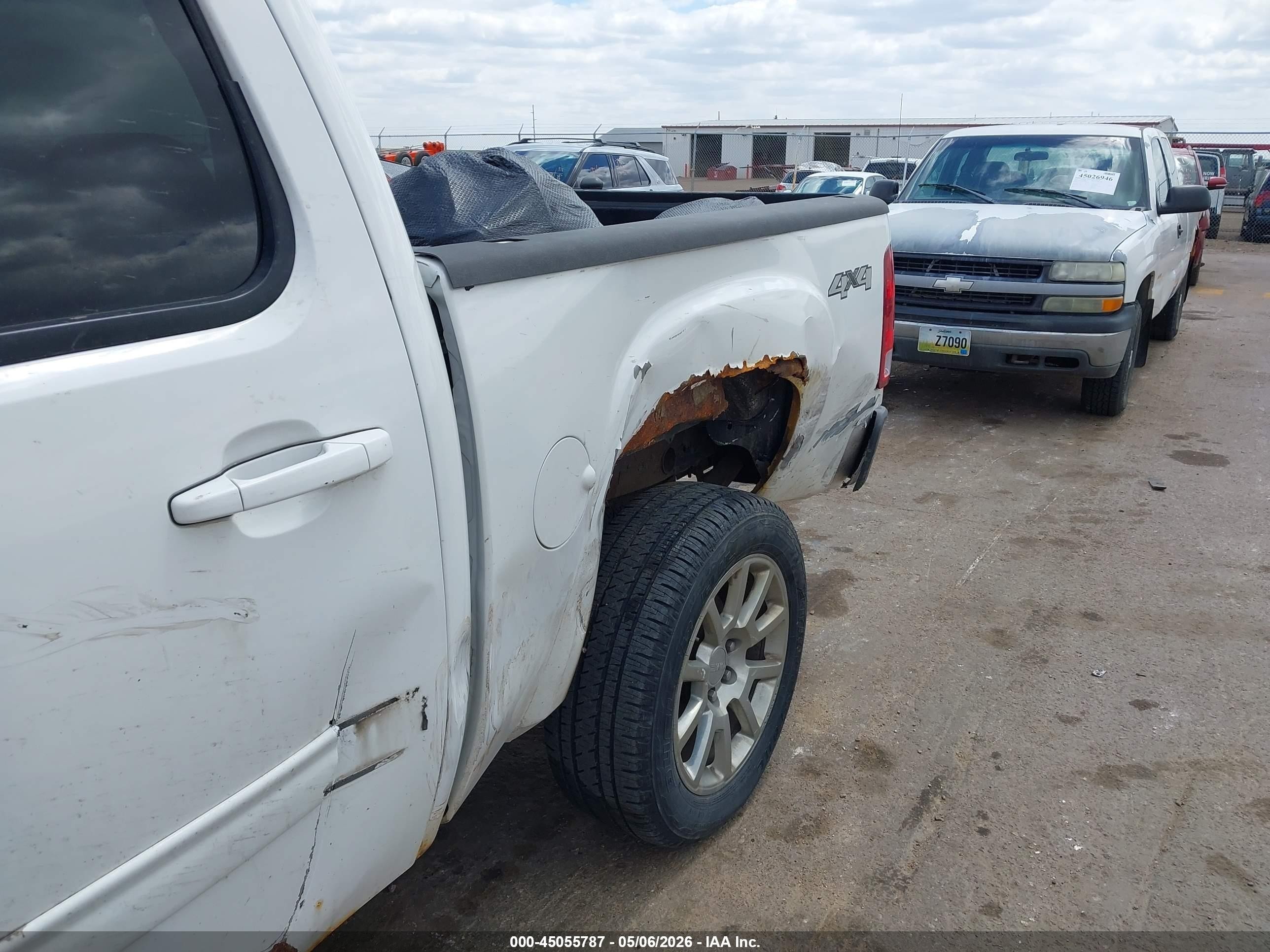 2013 Gmc Sierra 1500 Sle White vin: 3GTP2VE78DG299945