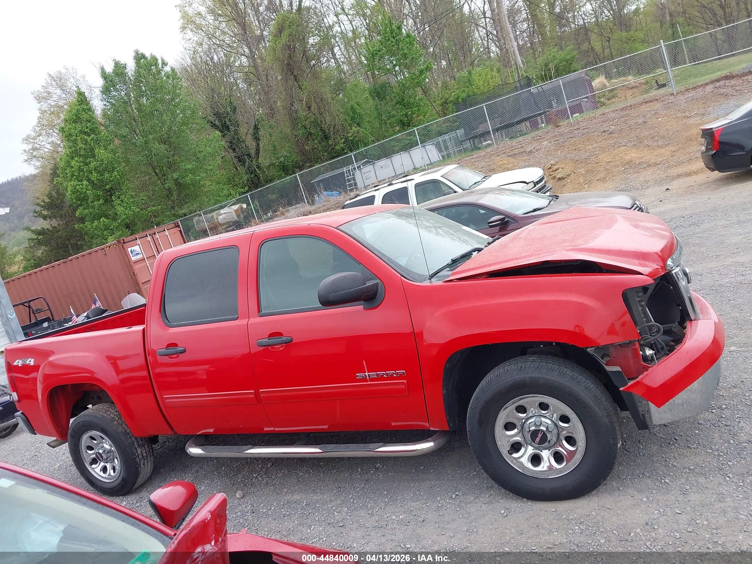 2013 Gmc Sierra 1500 Sle Красный vin: 3GTP2VEA6DG334199