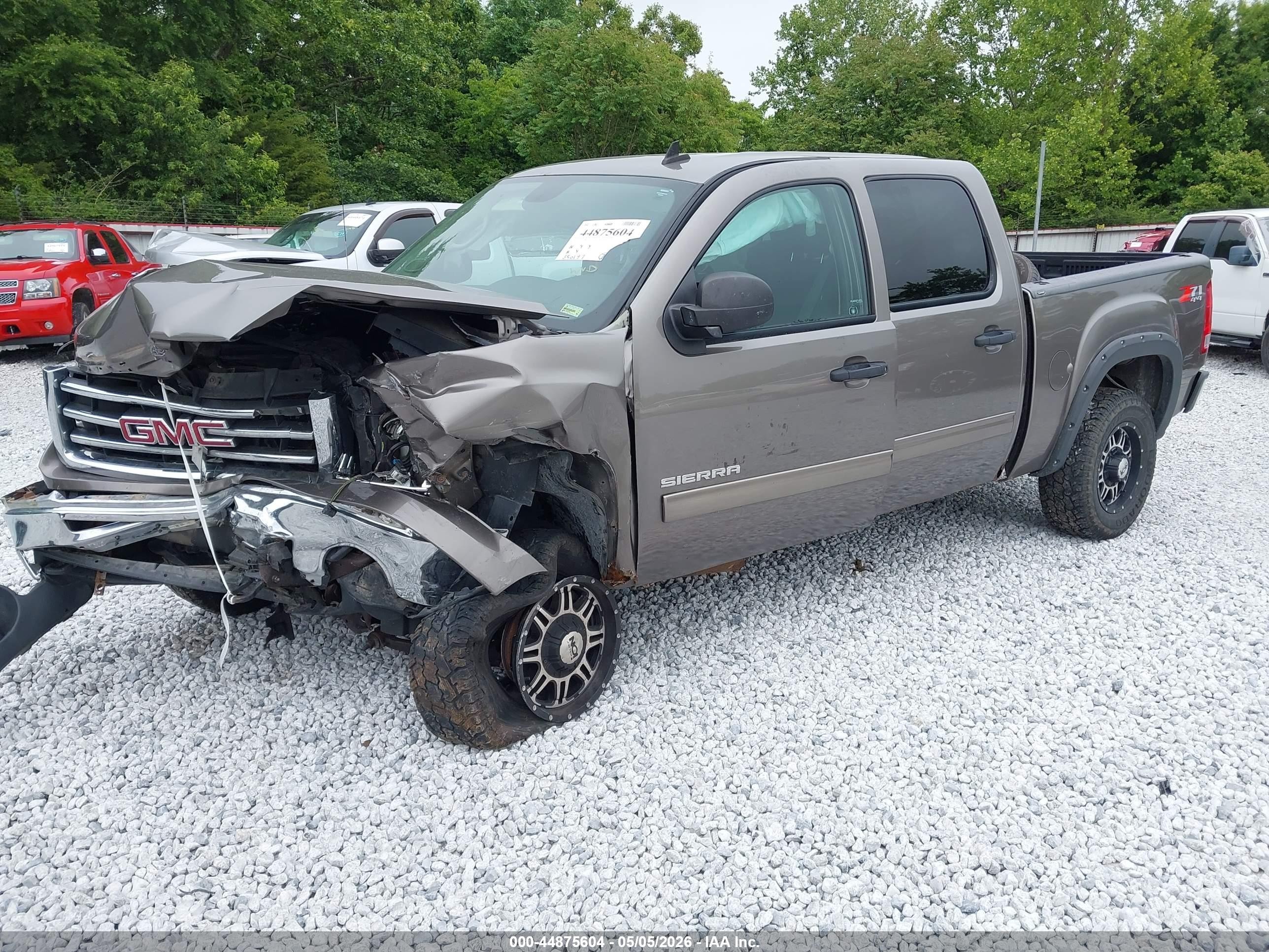 2013 Gmc Sierra 1500 Sle Серебряный vin: 3GTP2VEA7DG350721