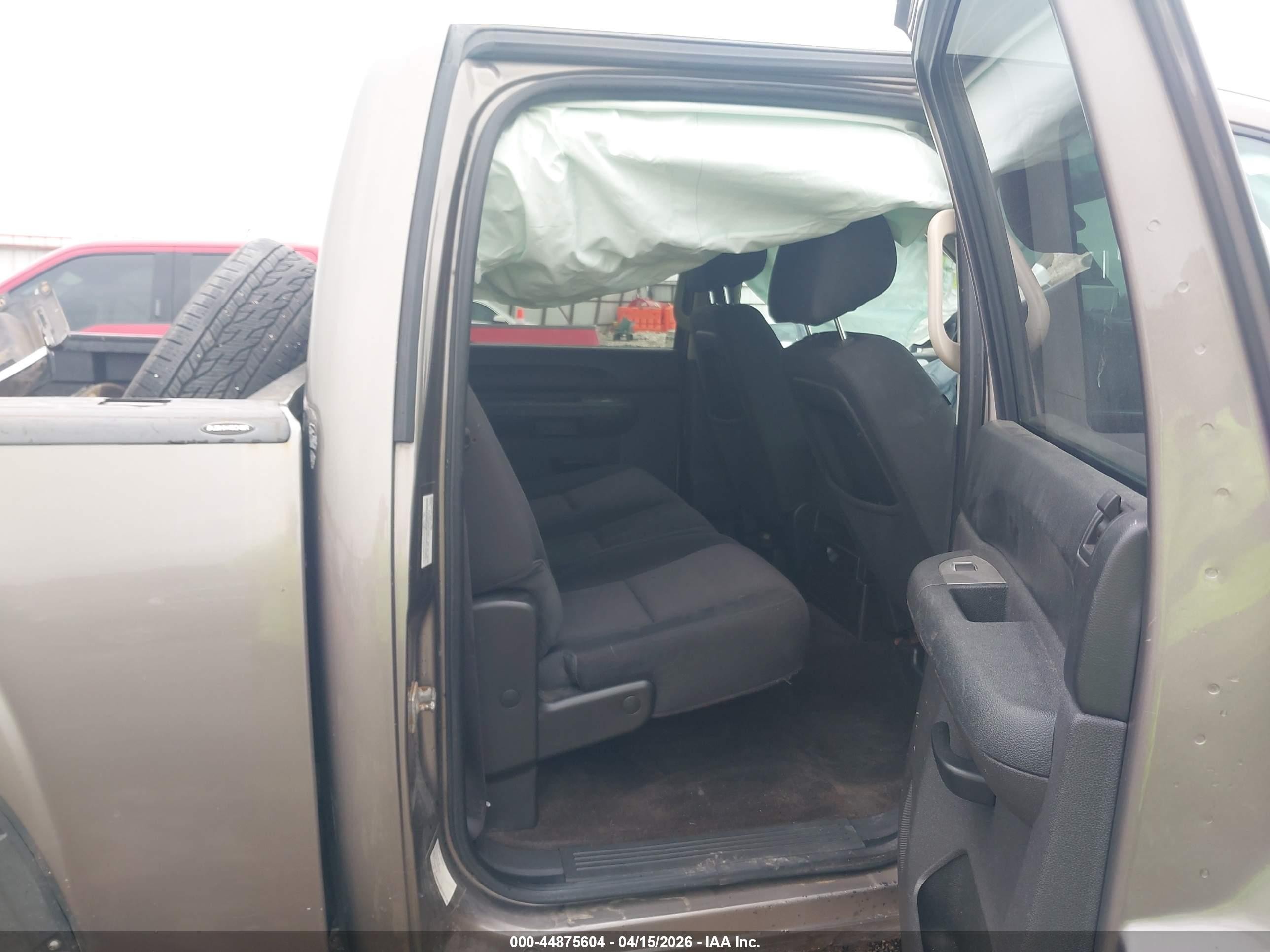 2013 Gmc Sierra 1500 Sle Серебряный vin: 3GTP2VEA7DG350721