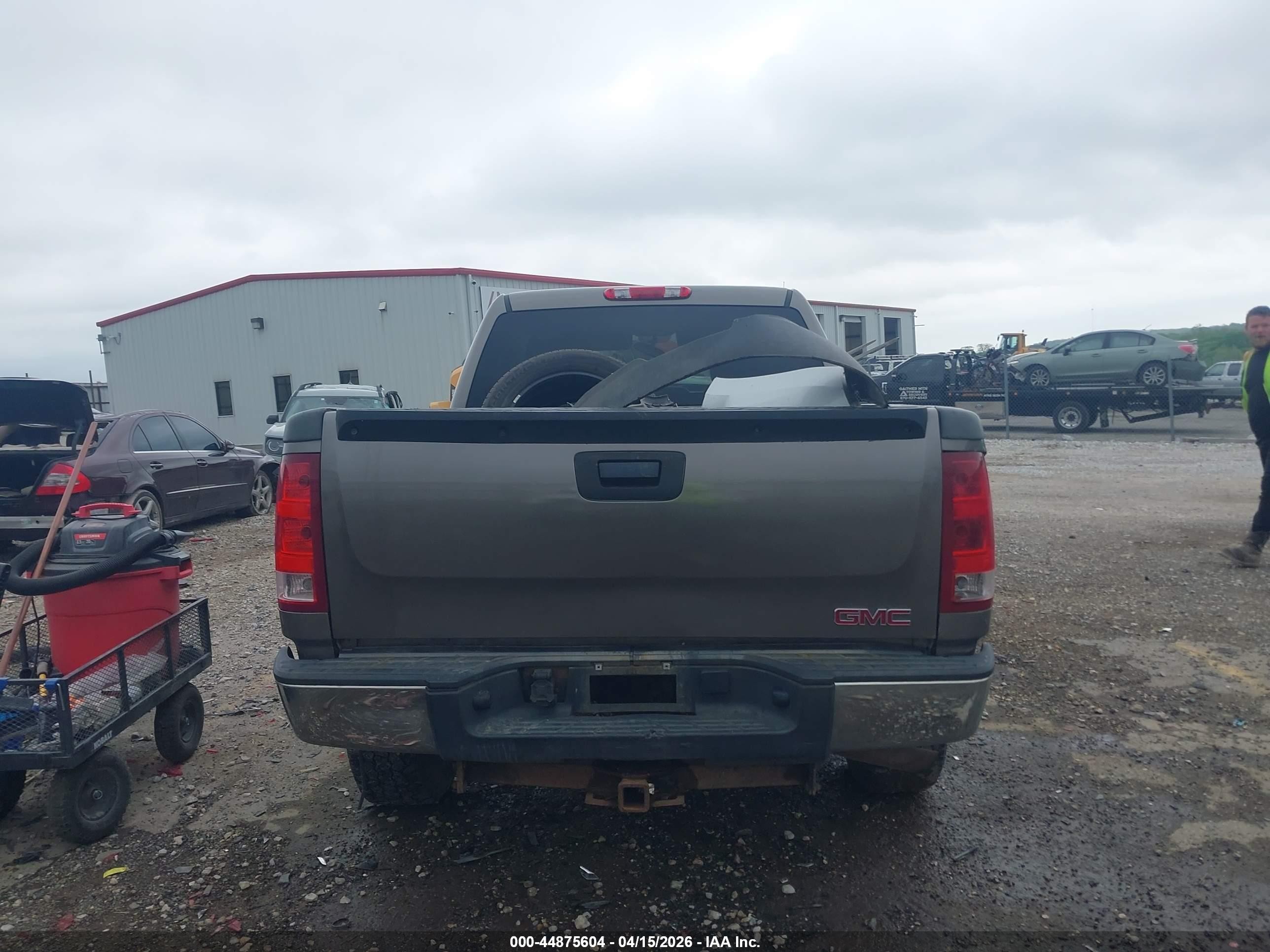 2013 Gmc Sierra 1500 Sle Серебряный vin: 3GTP2VEA7DG350721