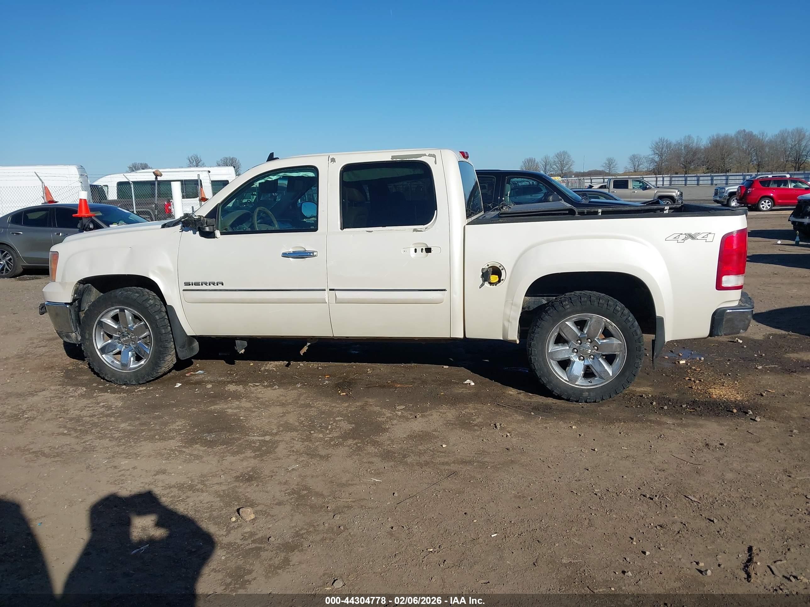 2013 Gmc Sierra 1500 Slt Белый vin: 3GTP2WE74DG346846