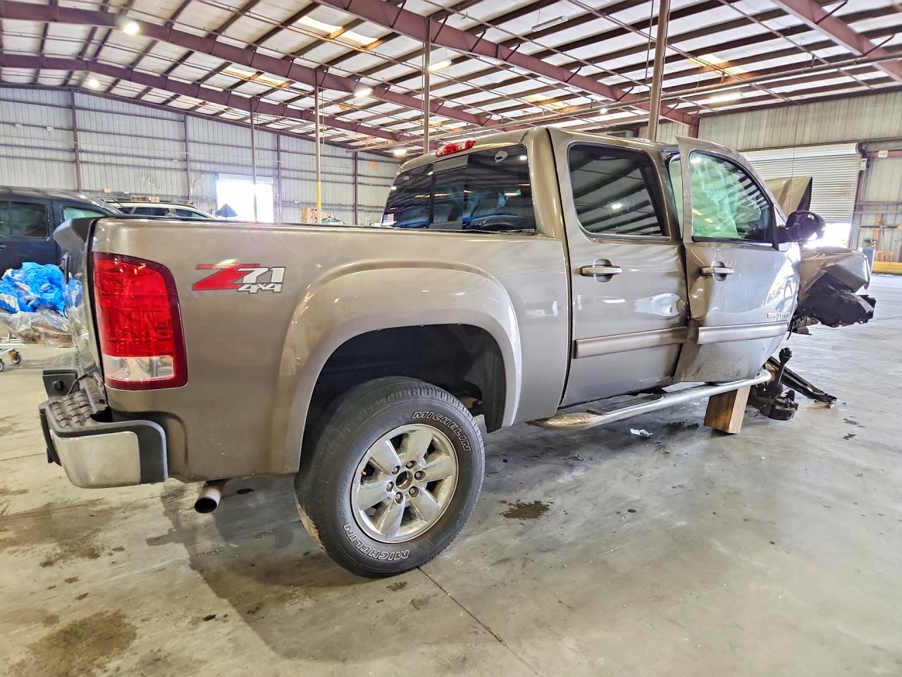 2013 Gmc Sierra K1500 Slt Серебряный vin: 3GTP2WE76DG105581