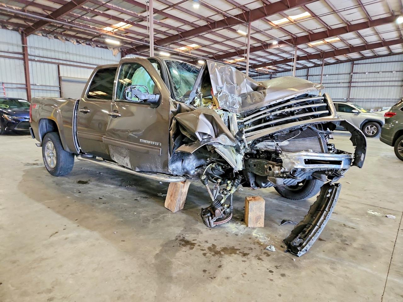 2013 Gmc Sierra K1500 Slt Серебряный vin: 3GTP2WE76DG105581